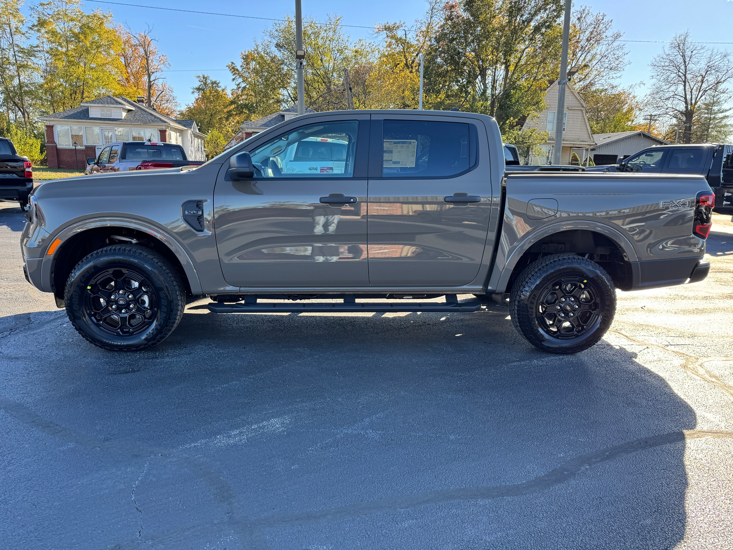 2025 Ford Ranger XLT photo 3