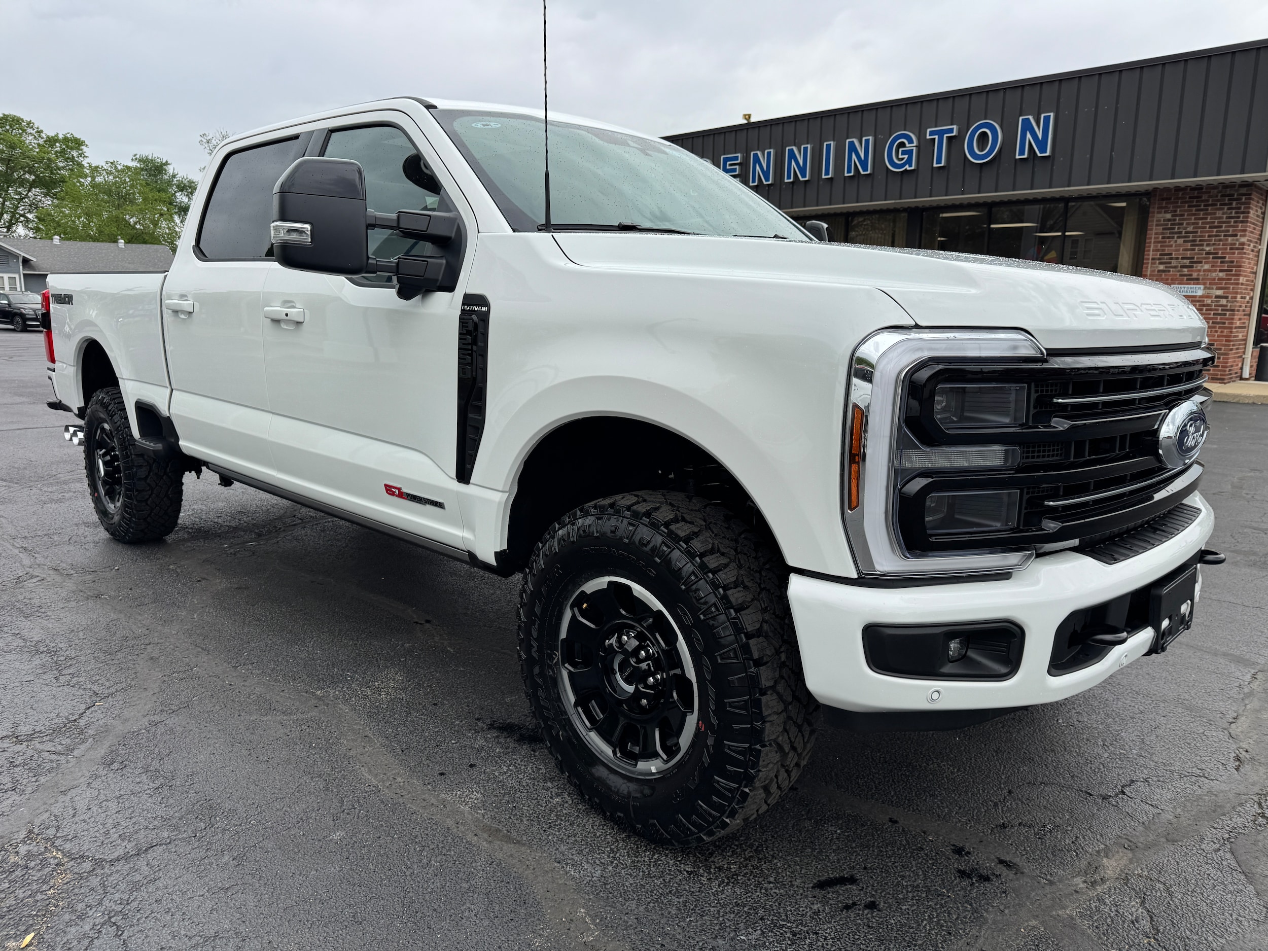 2026 Ford F-250 Super Duty Platinum - Photo 9