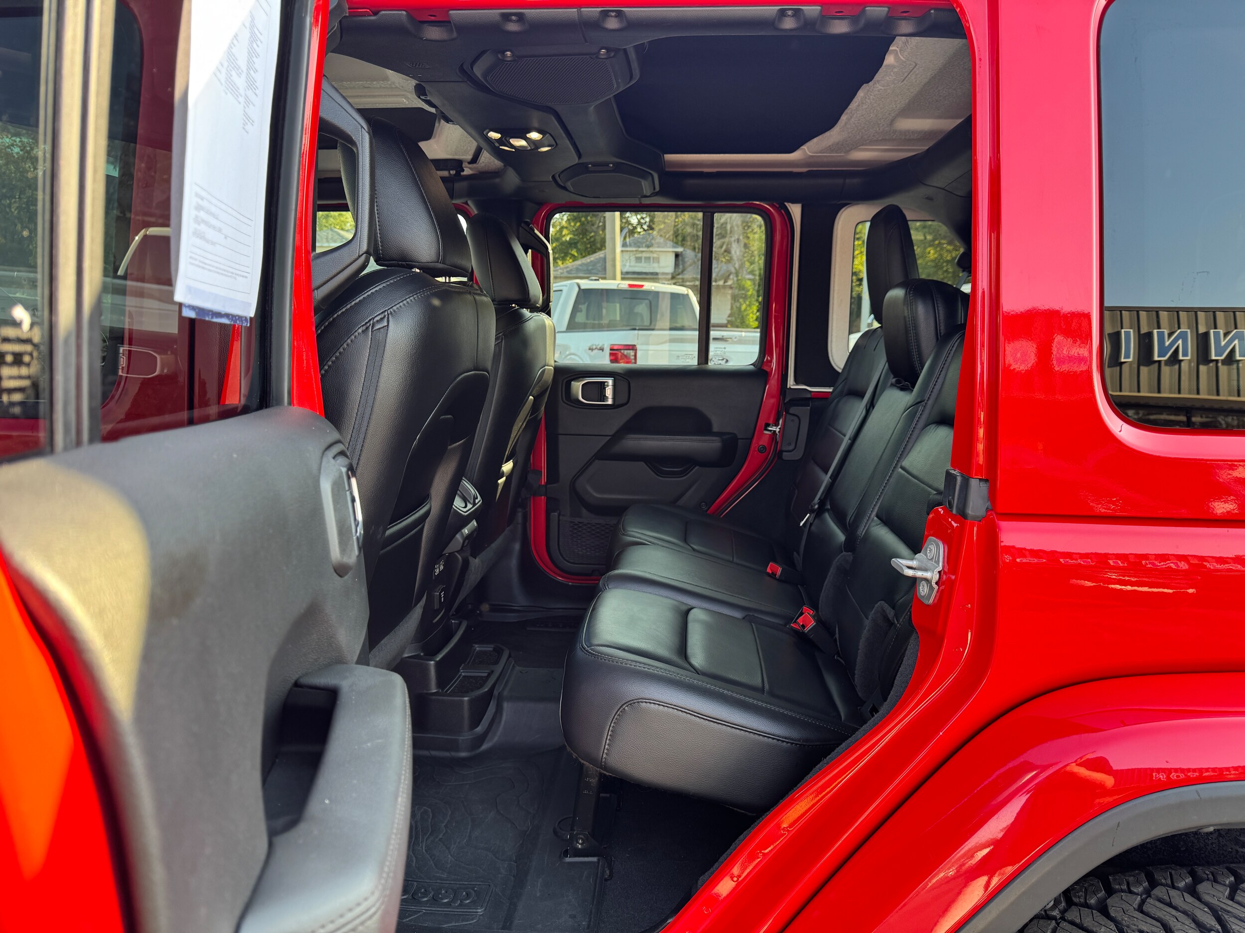 2021 Jeep Wrangler Unlimited Sahara Altitude - Photo 12