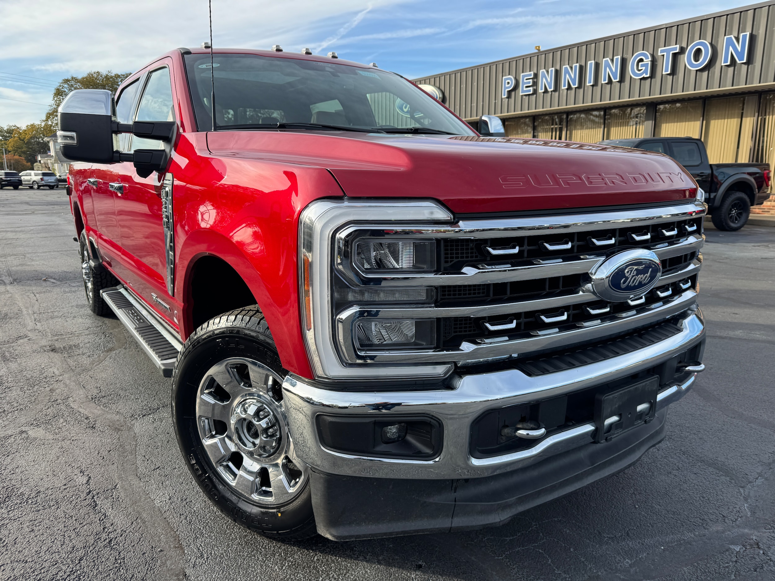 2024 Ford F-350 Super Duty Lariat's photo