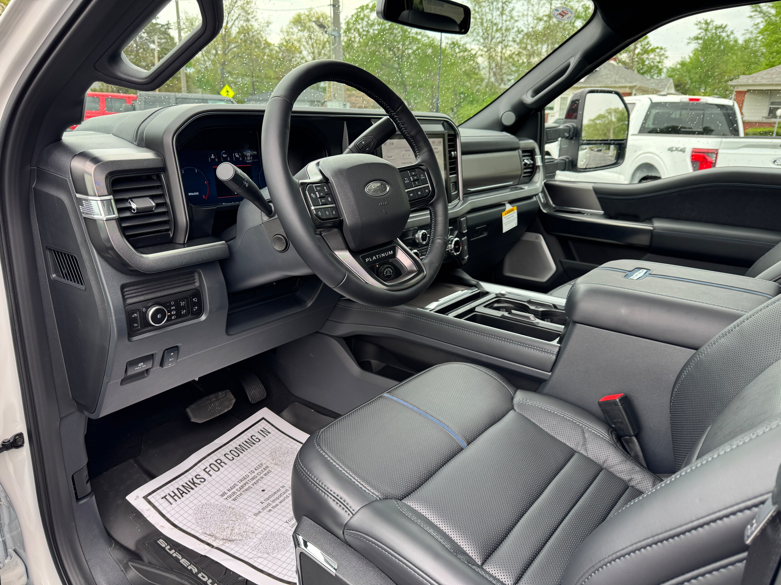 2026 Ford F-250 Super Duty Platinum - Photo 11