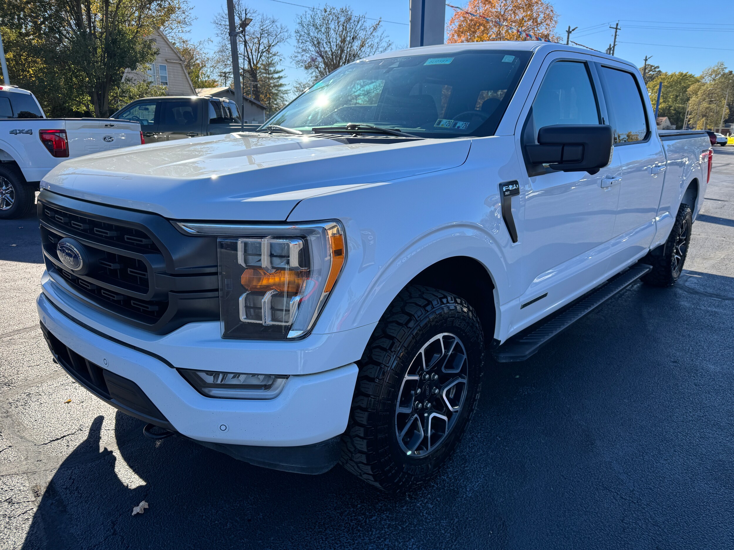 2021 Ford F-150 XLT photo 3