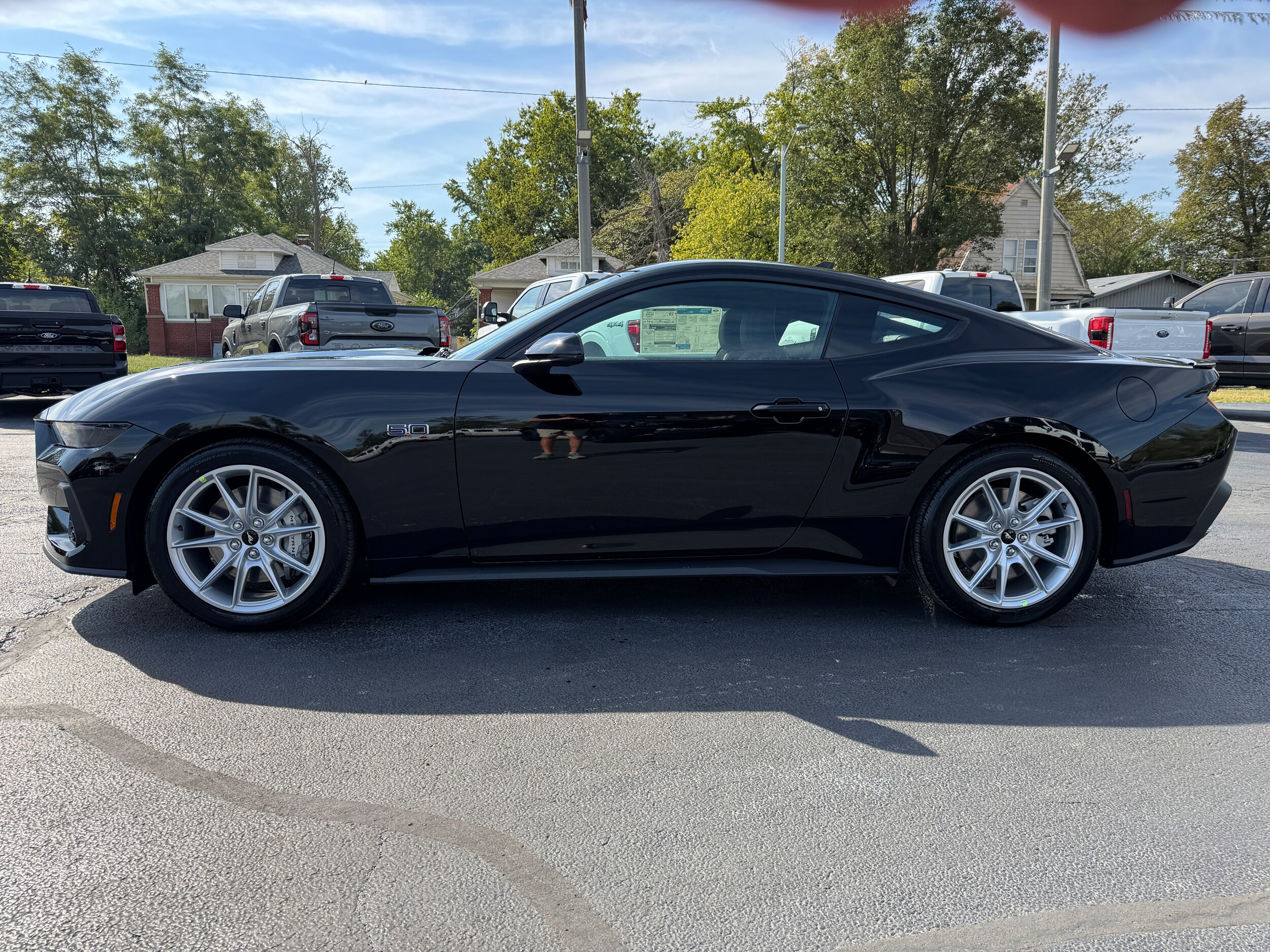 2025 Ford Mustang GT Premium photo 4
