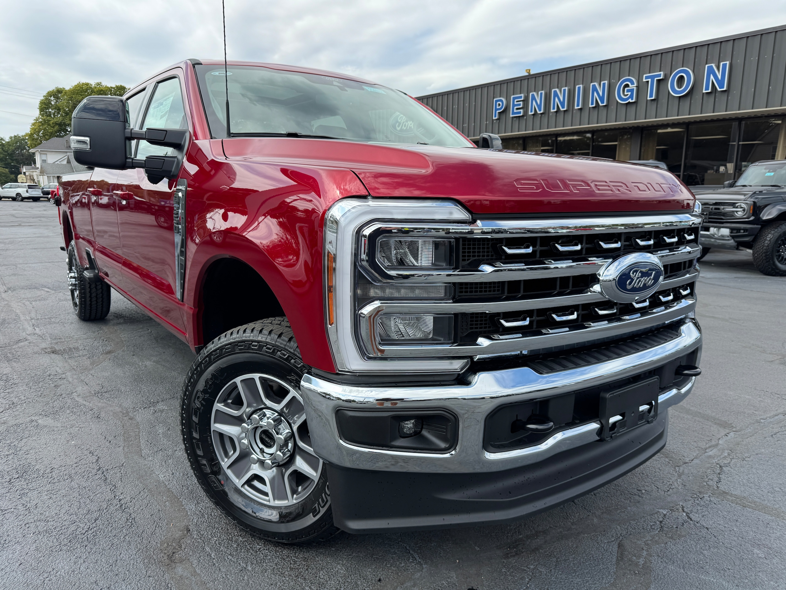 2026 Ford F-350 Super Duty Lariat's photo
