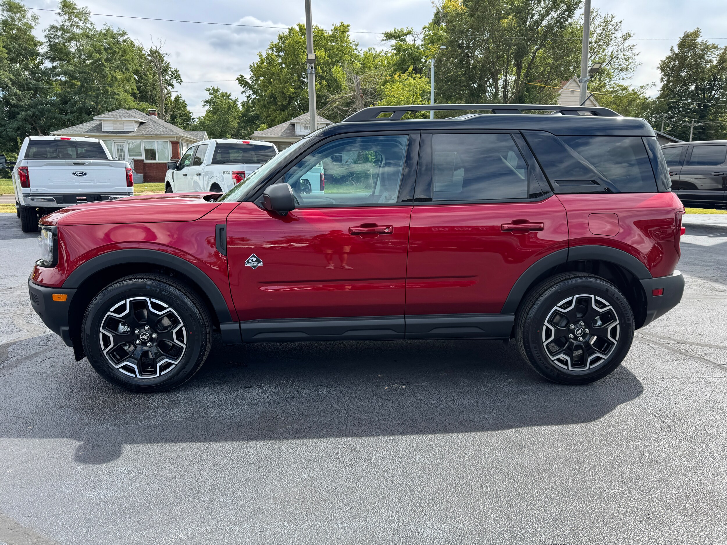 2025 Ford Bronco Sport Outer Banks photo 3