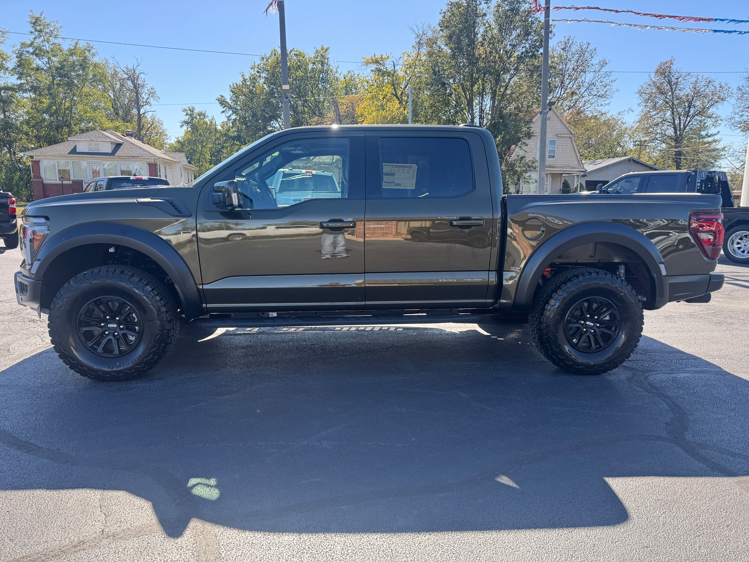 2025 Ford F-150 Raptor photo 4