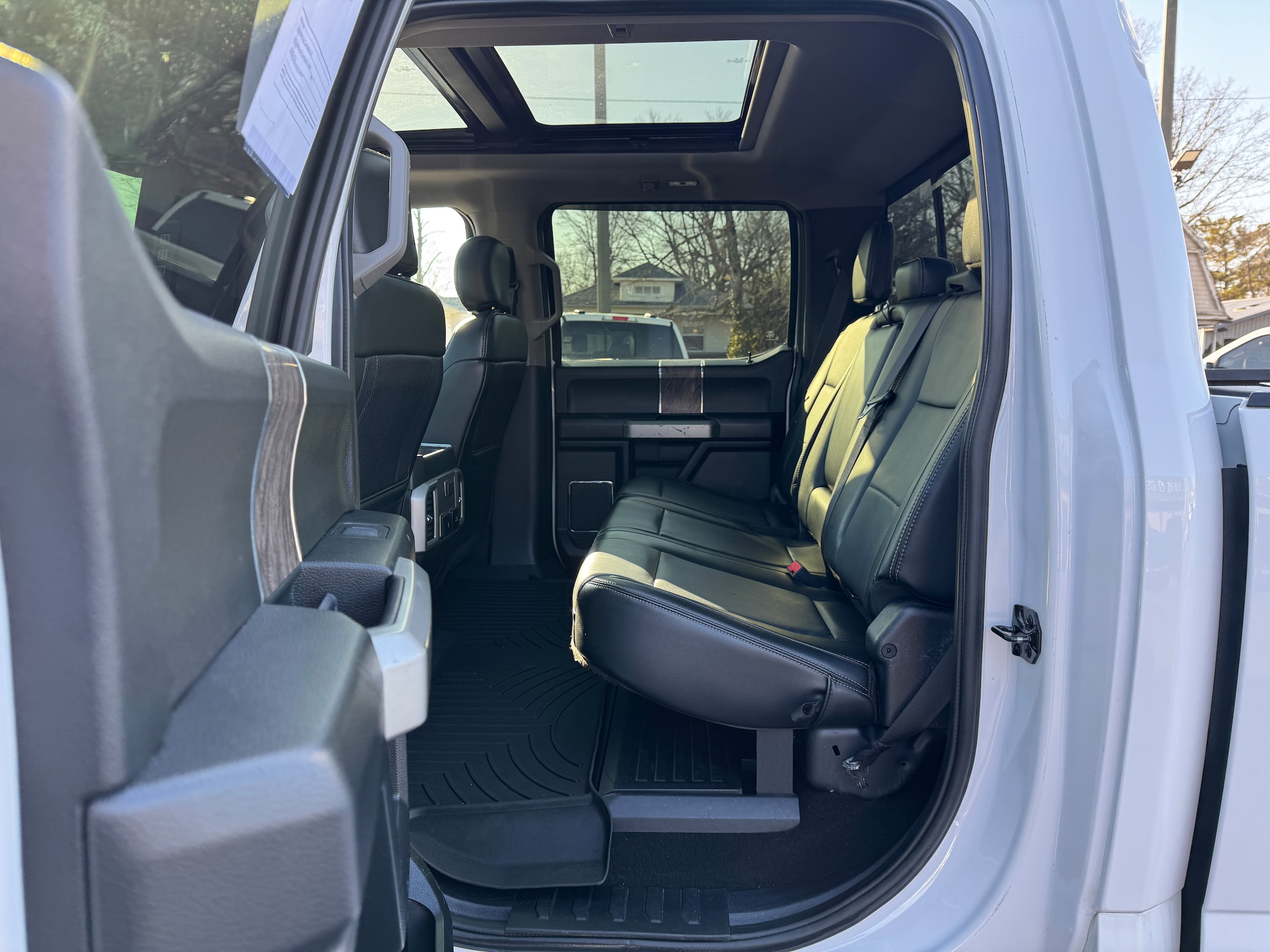 2019 Ford F-350 Super Duty Lariat - Photo 12