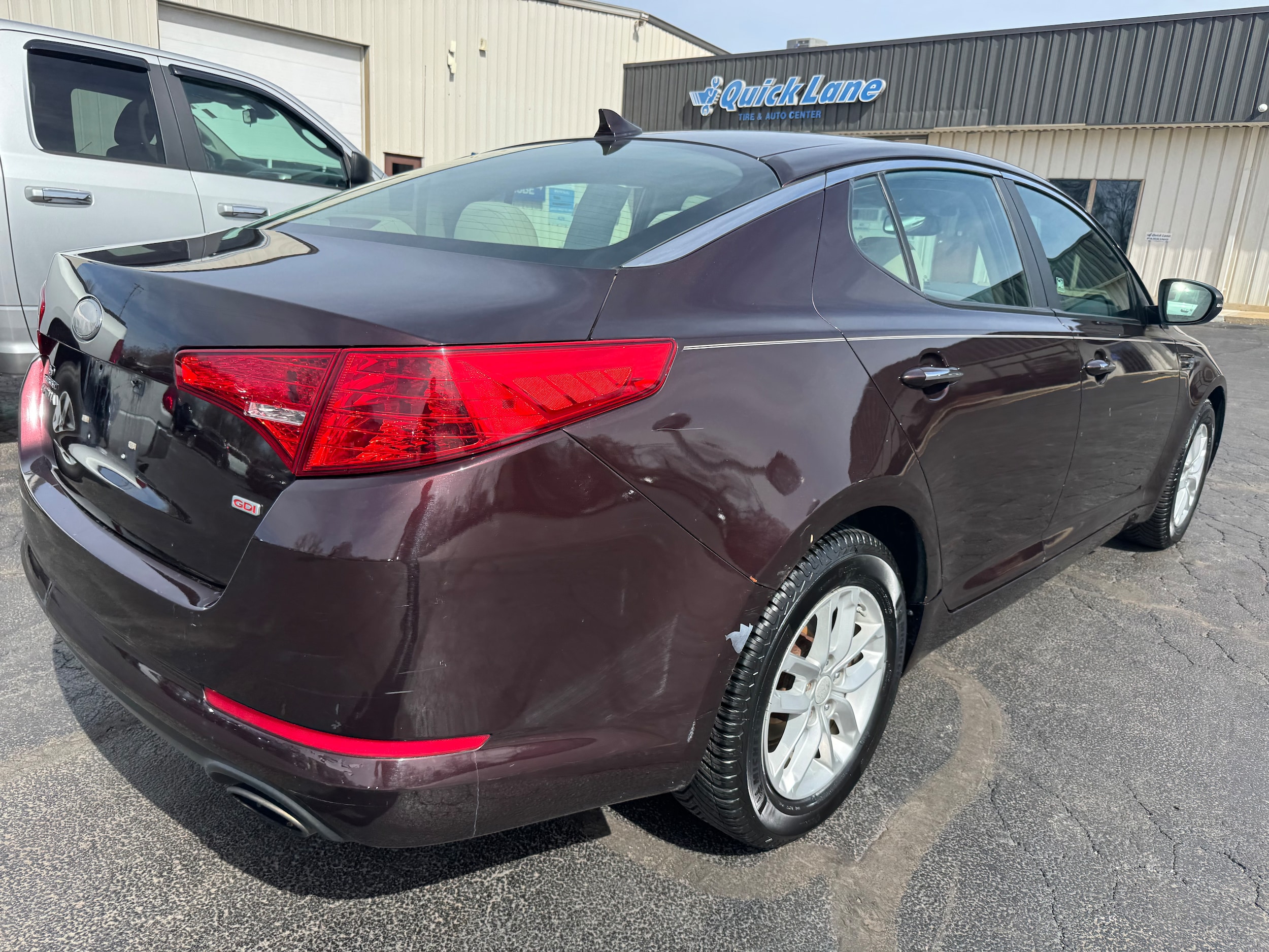 Used 2013 Kia Optima LX with VIN 5XXGM4A79DG217542 for sale in Centralia, IL