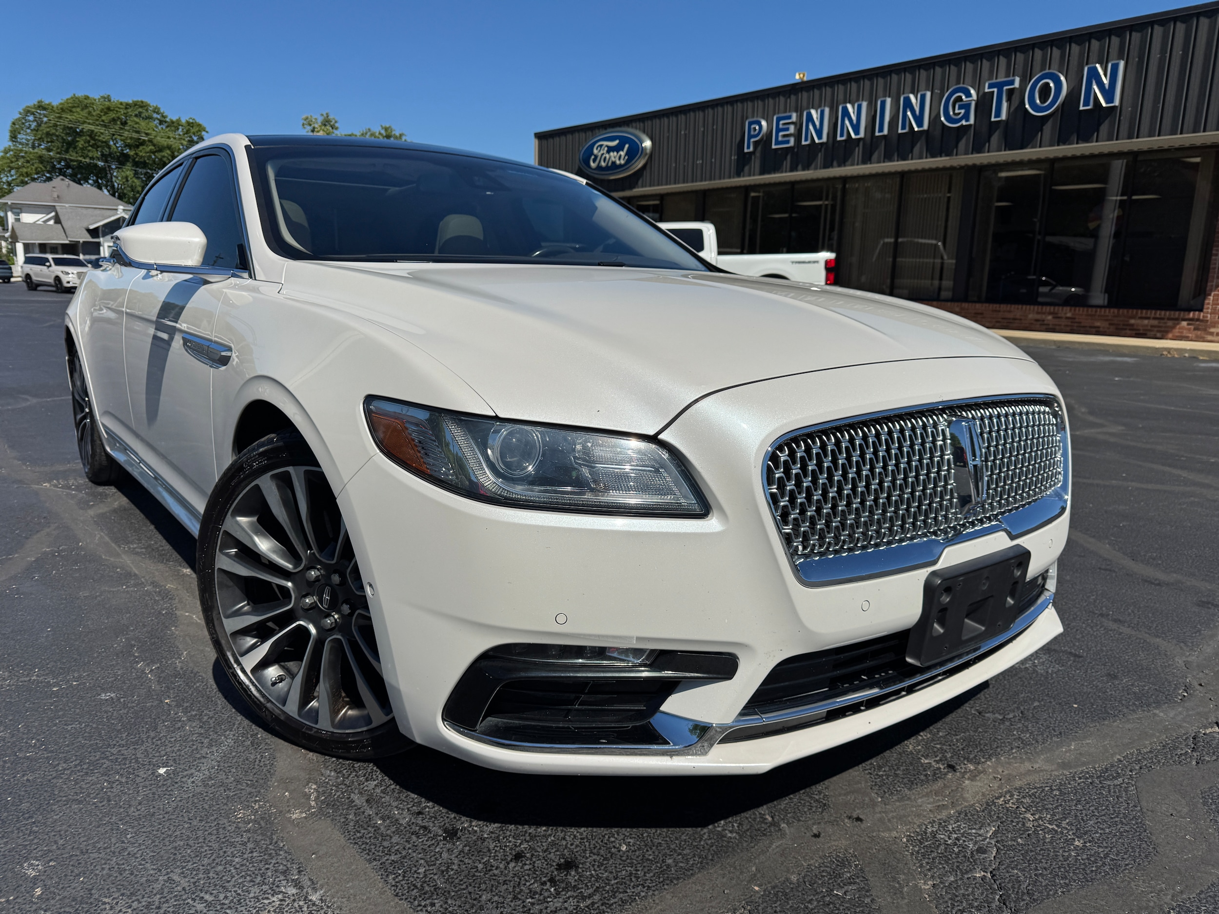 2018 Lincoln Continental Reserve AWD's photo