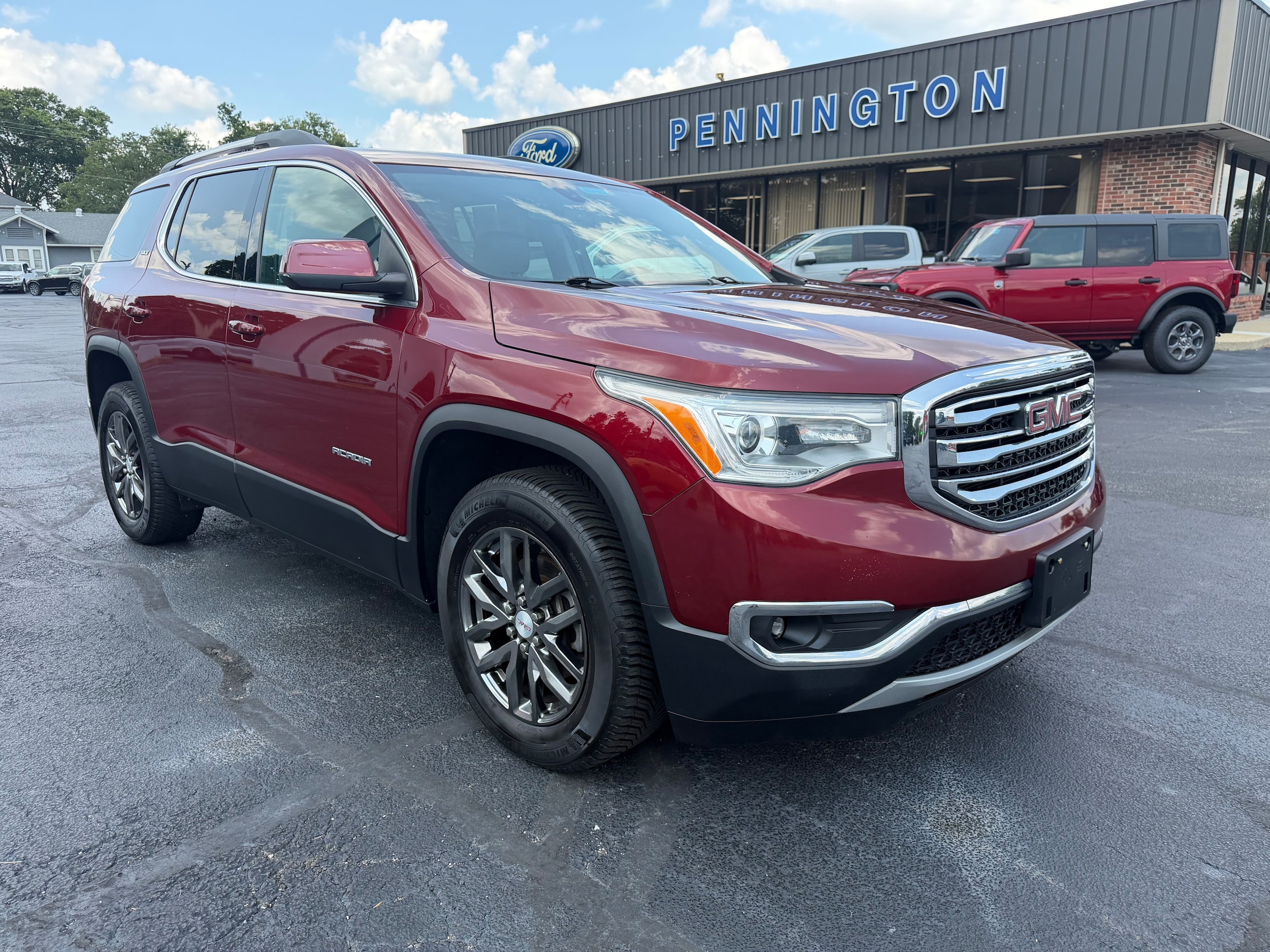 Used 2017 GMC Acadia SLT-1 with VIN 1GKKNMLS3HZ290762 for sale in Centralia, IL