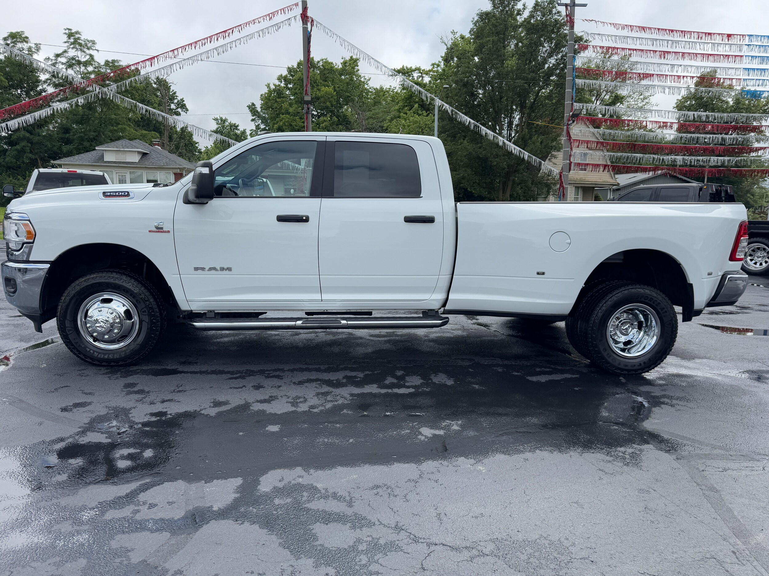 2024 Ram 3500 Big Horn photo 4