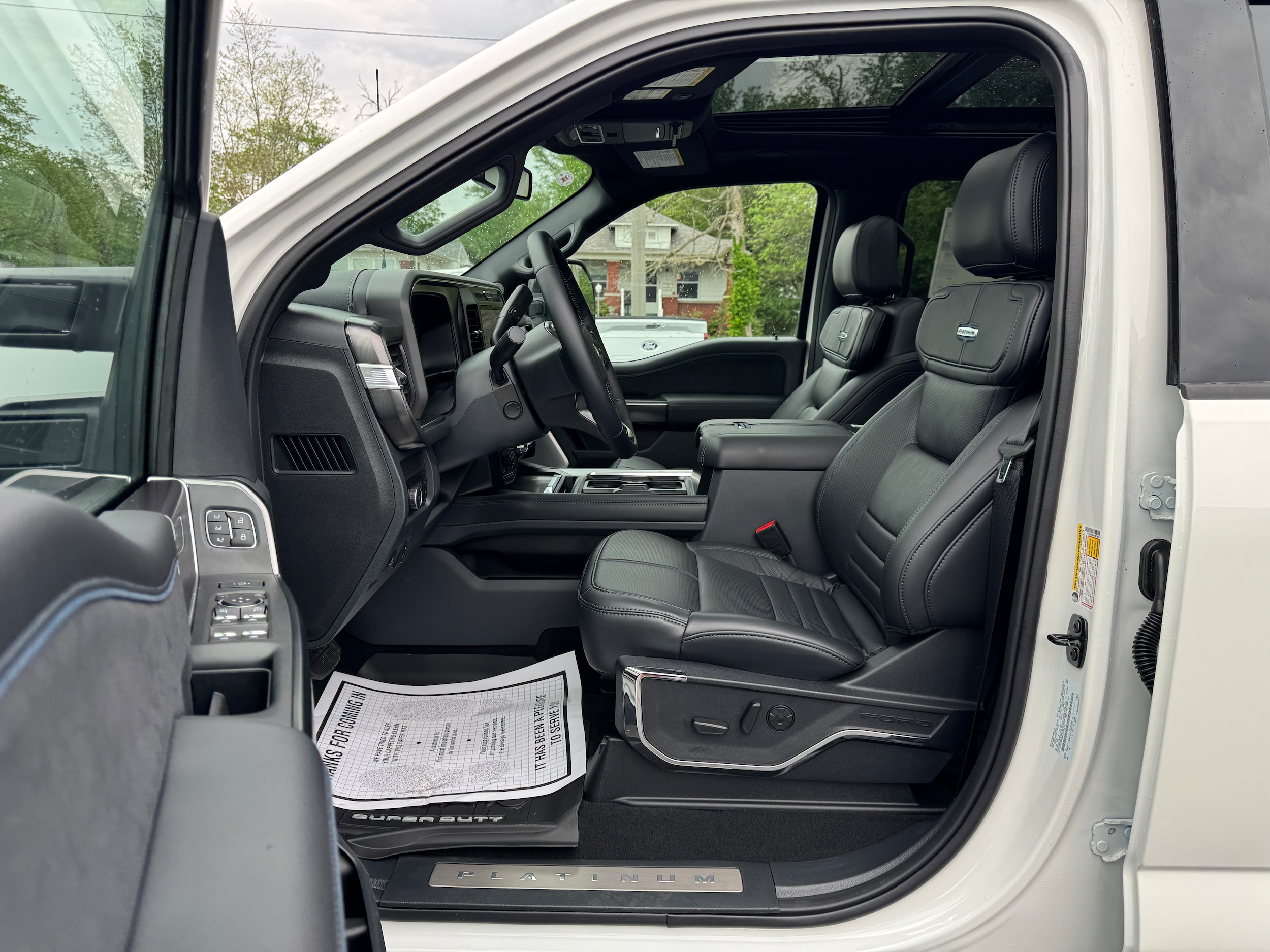 2026 Ford F-250 Super Duty Platinum - Photo 10