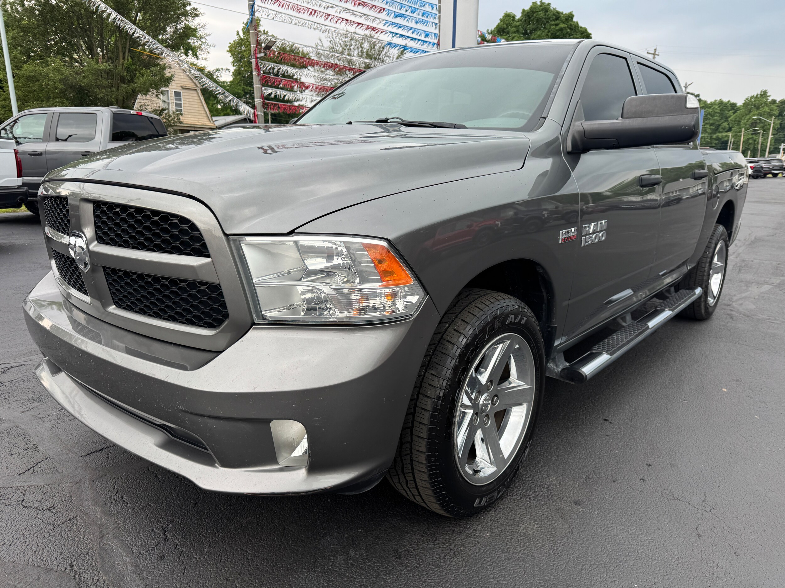 2013 Ram 1500 Express photo 3