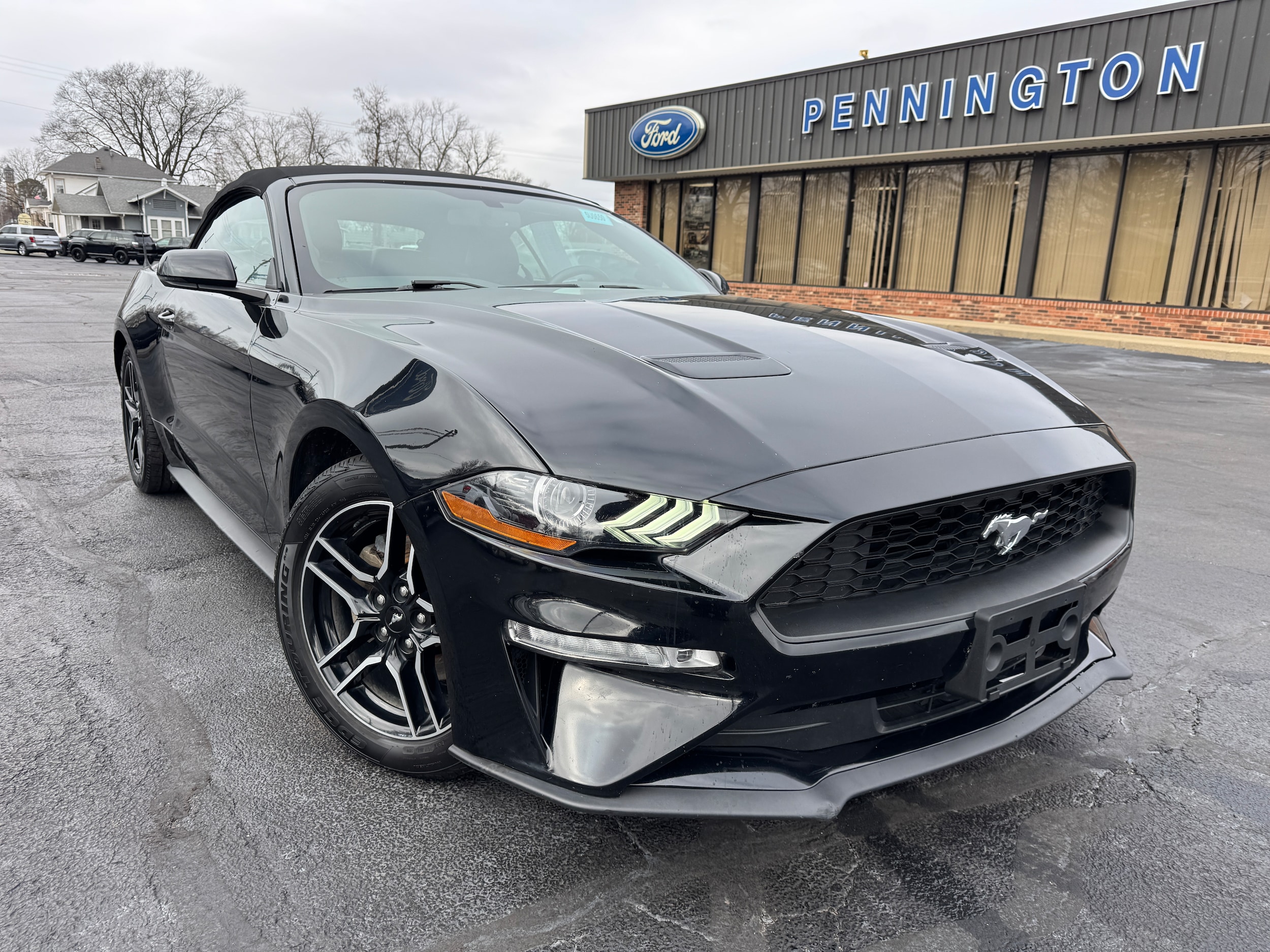 2020 Ford Mustang EcoBoost Premium's photo