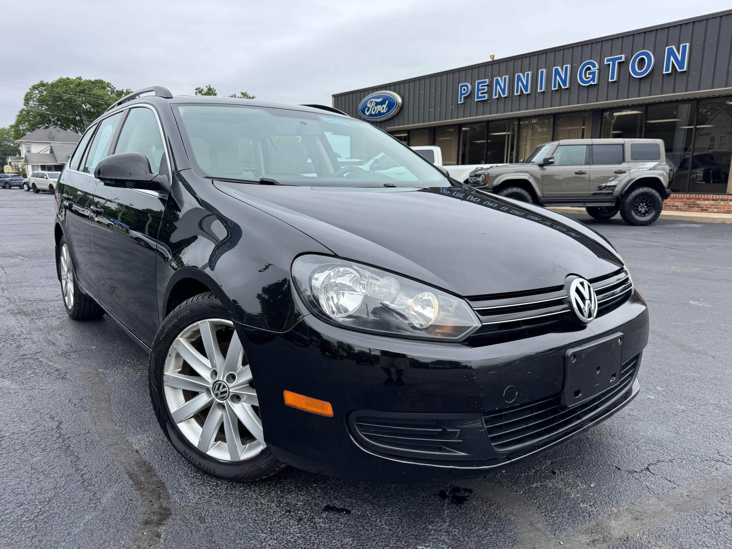 2014 Volkswagen Jetta SportWagen 2.0L TDI DSG w/Sunroof's photo
