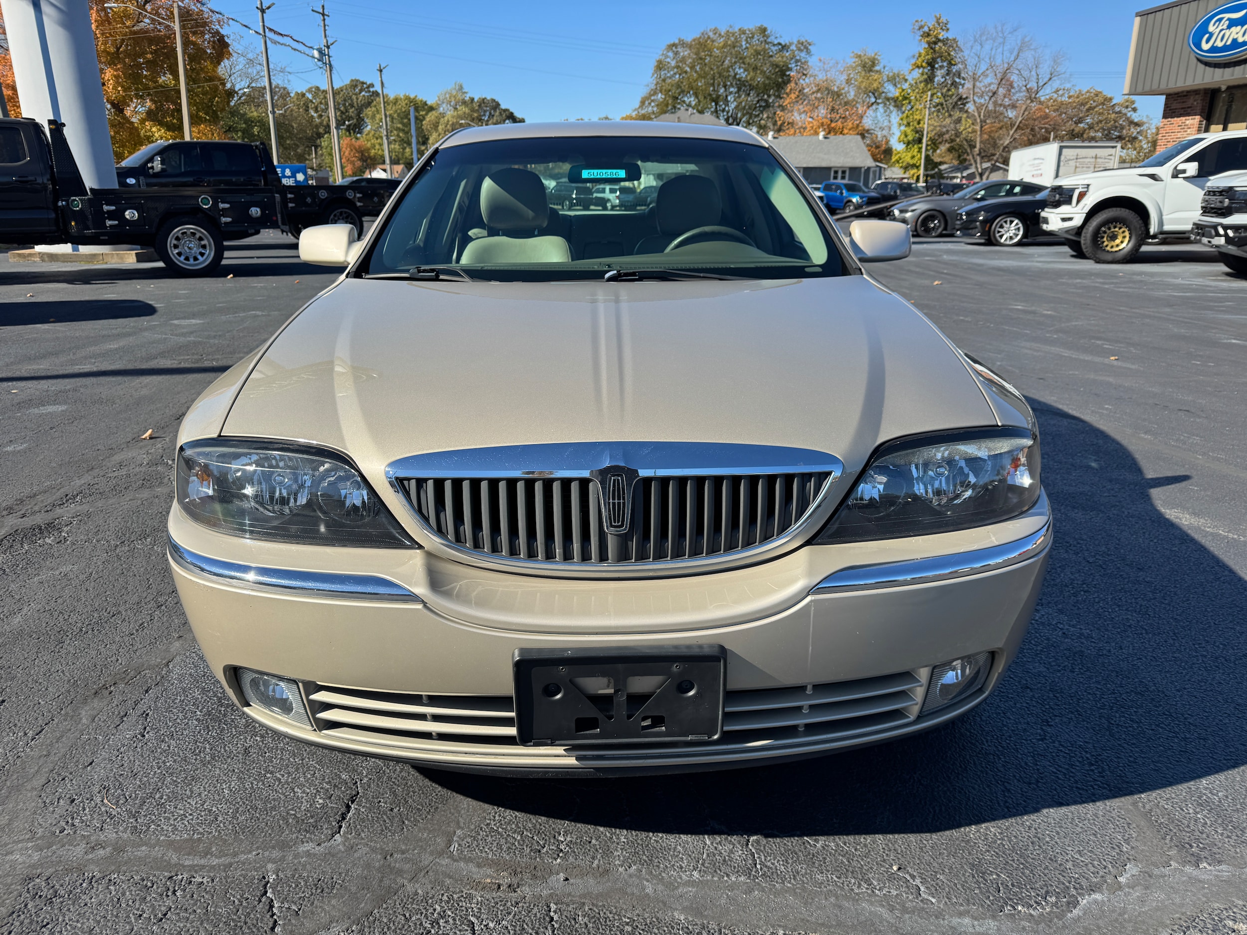 Used 2004 Lincoln LS Luxury with VIN 1LNHM86S54Y684156 for sale in Centralia, IL