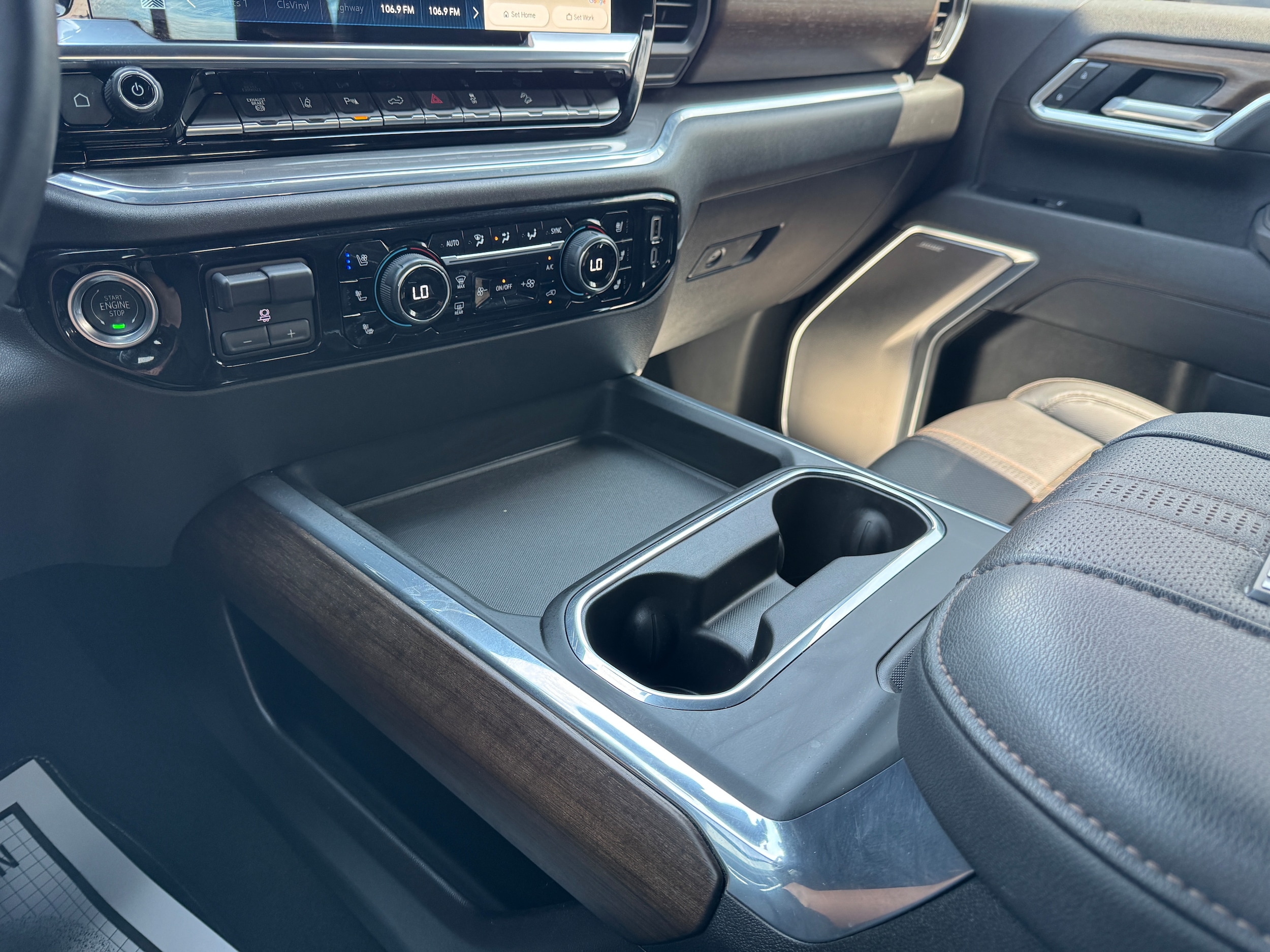 2025 Chevrolet Silverado 2500HD High Country - Photo 20