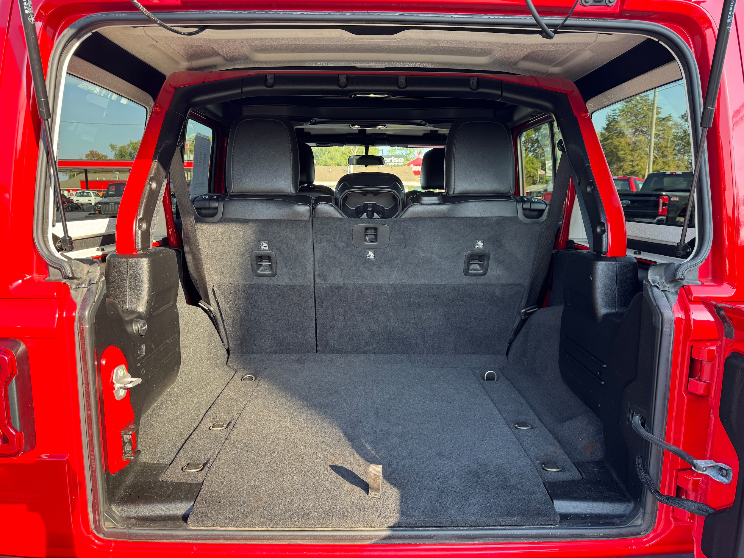 2021 Jeep Wrangler Unlimited Sahara Altitude - Photo 14