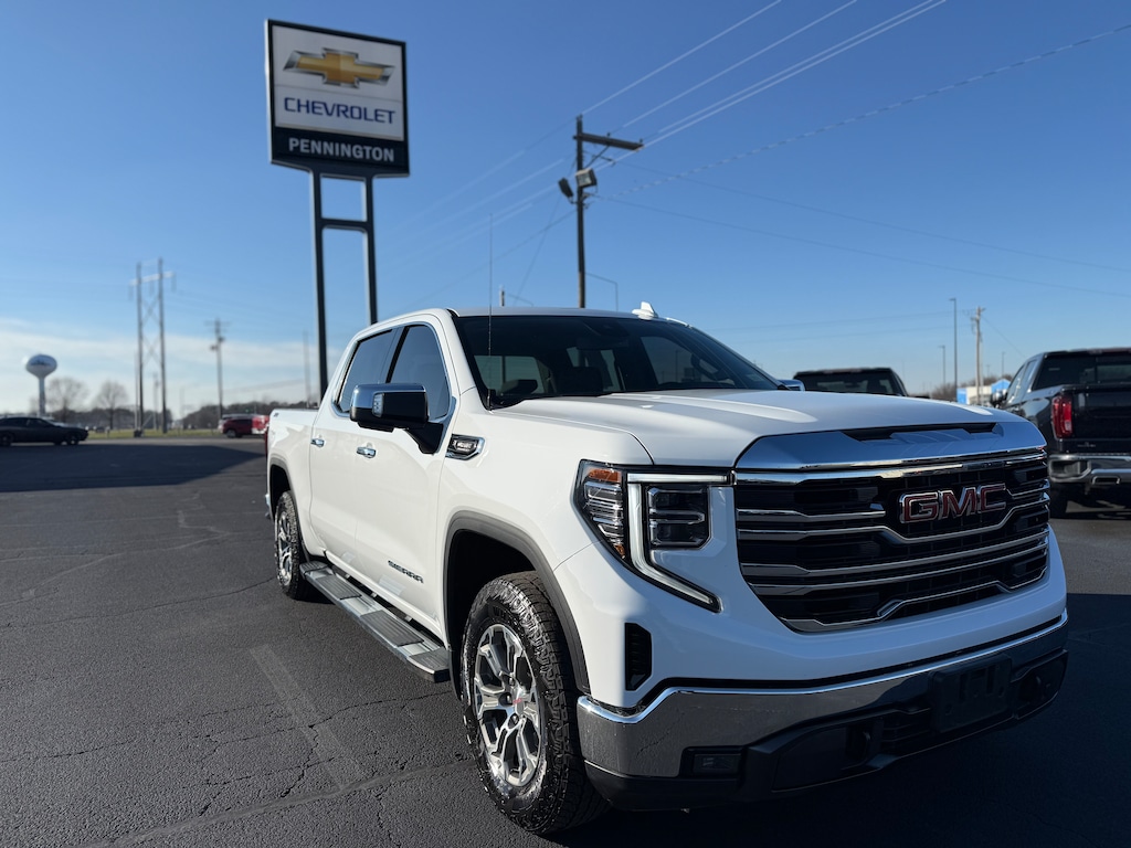 Used 2022 GMC Sierra 1500 SLT Truck