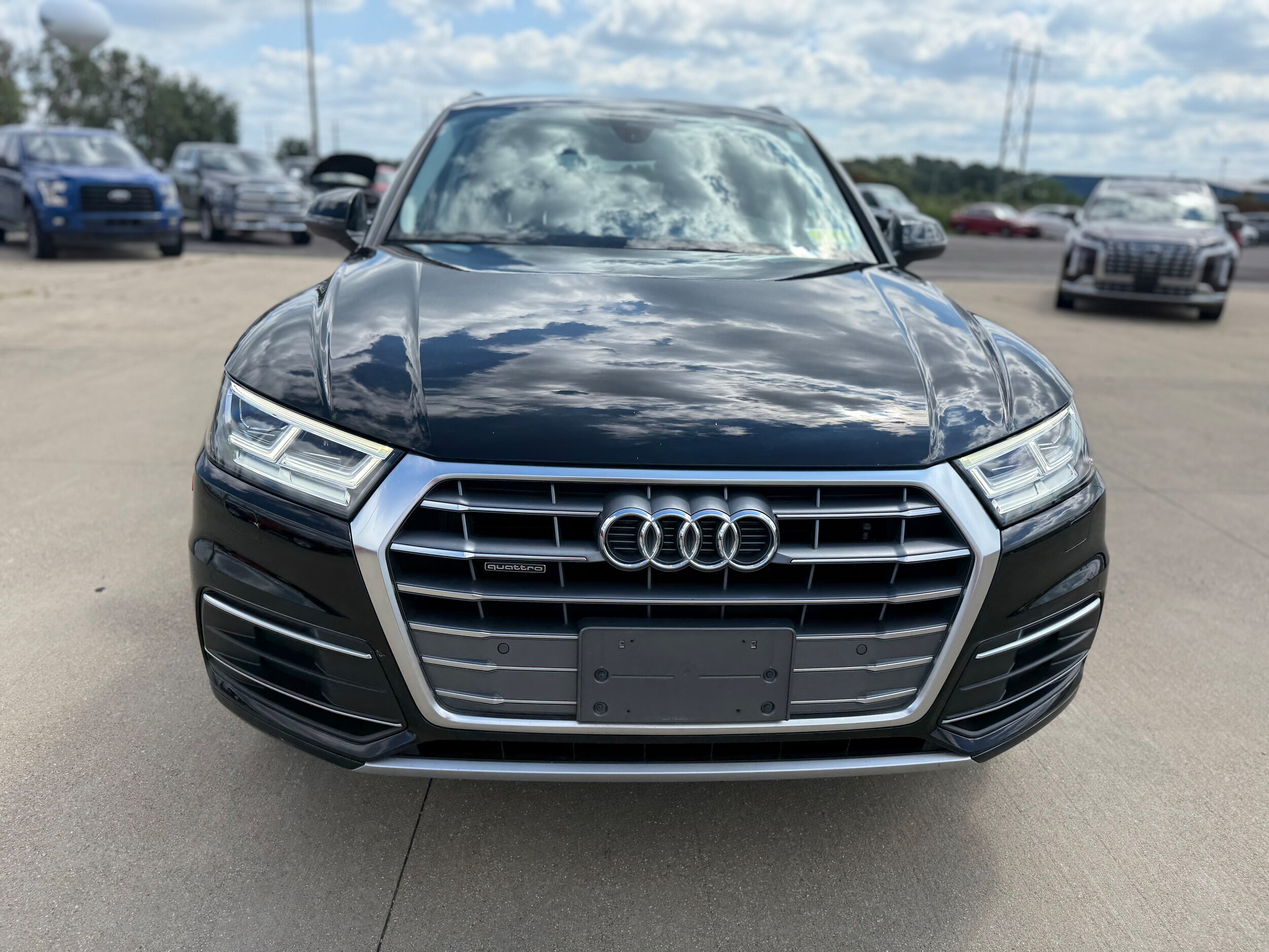 2020 Audi Q5 Premium Plus photo 2
