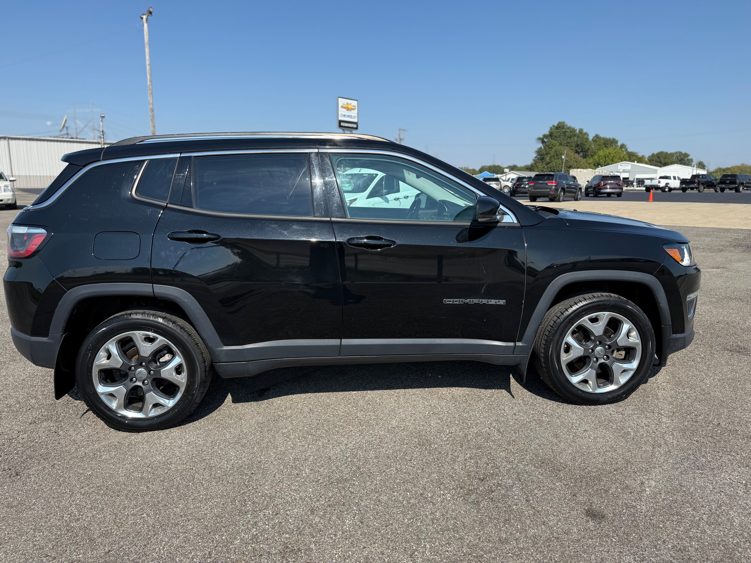 2018 Jeep Compass Limited photo 2