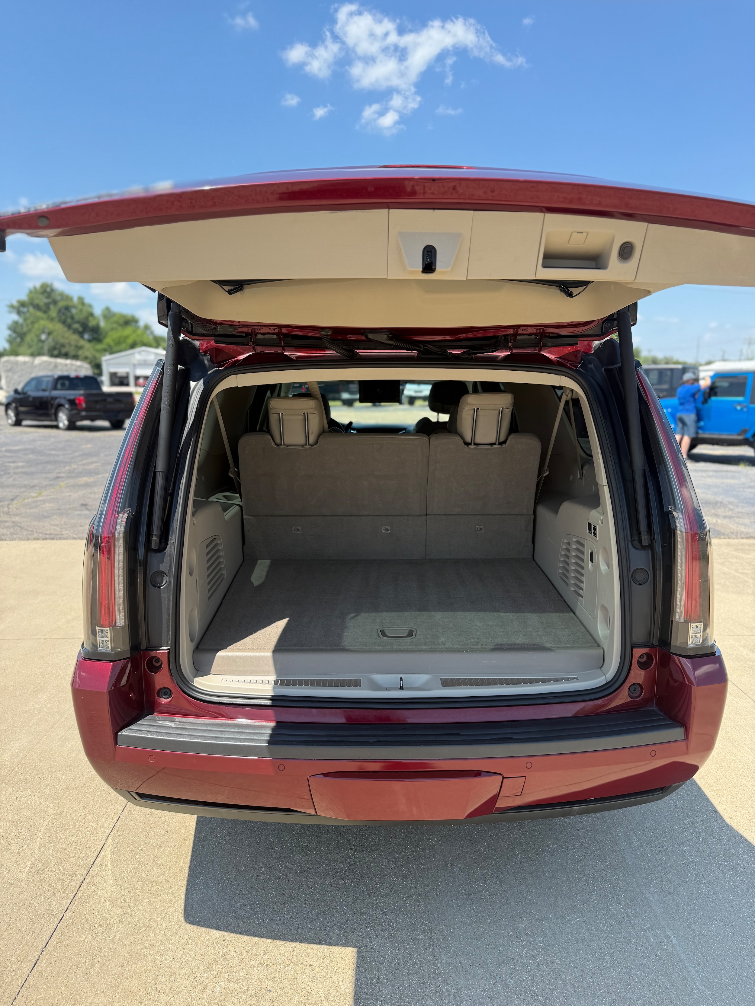 2020 Cadillac Escalade ESV Premium Luxury - Photo 16