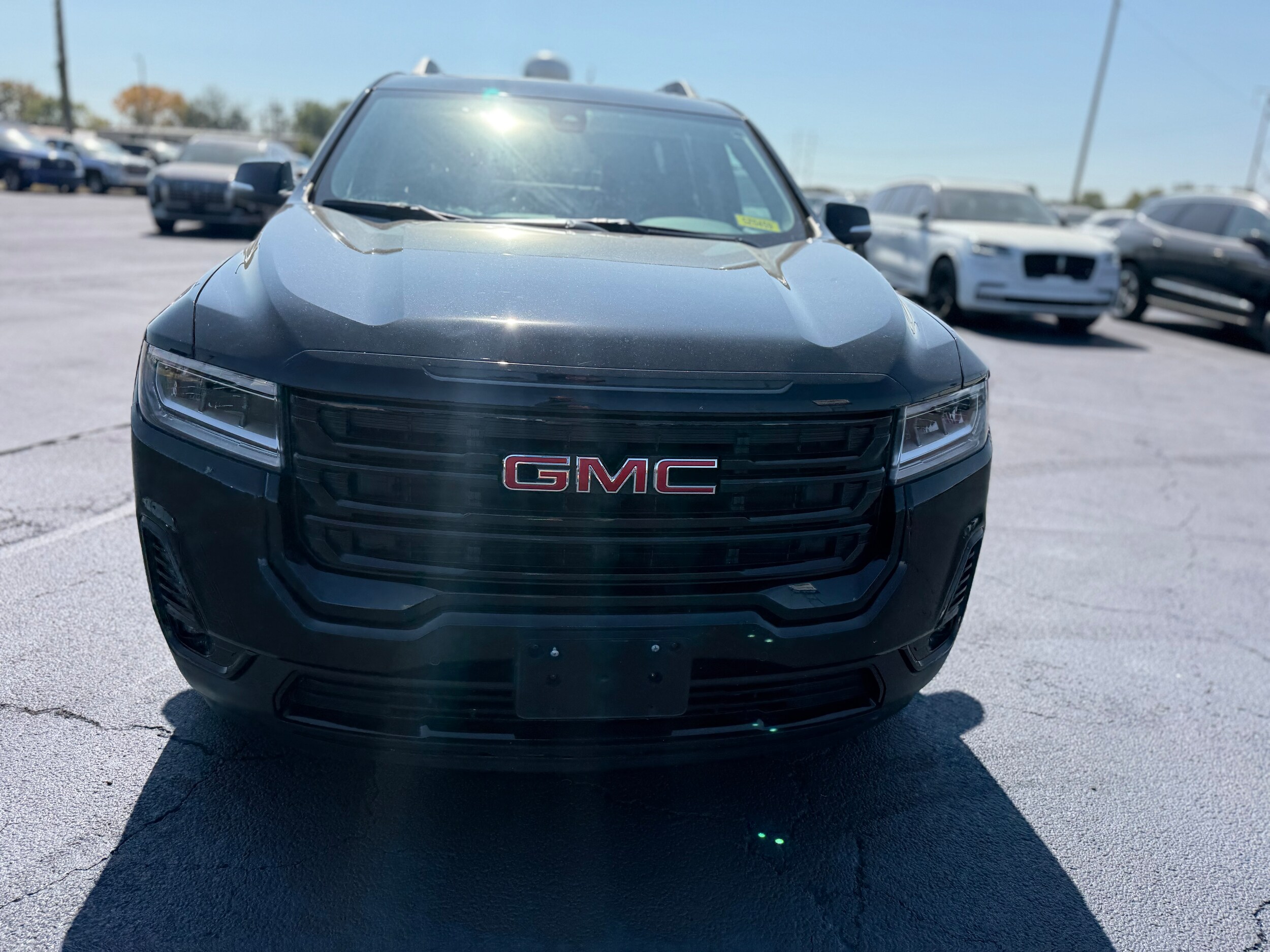 2021 Gmc Acadia SLT photo 2