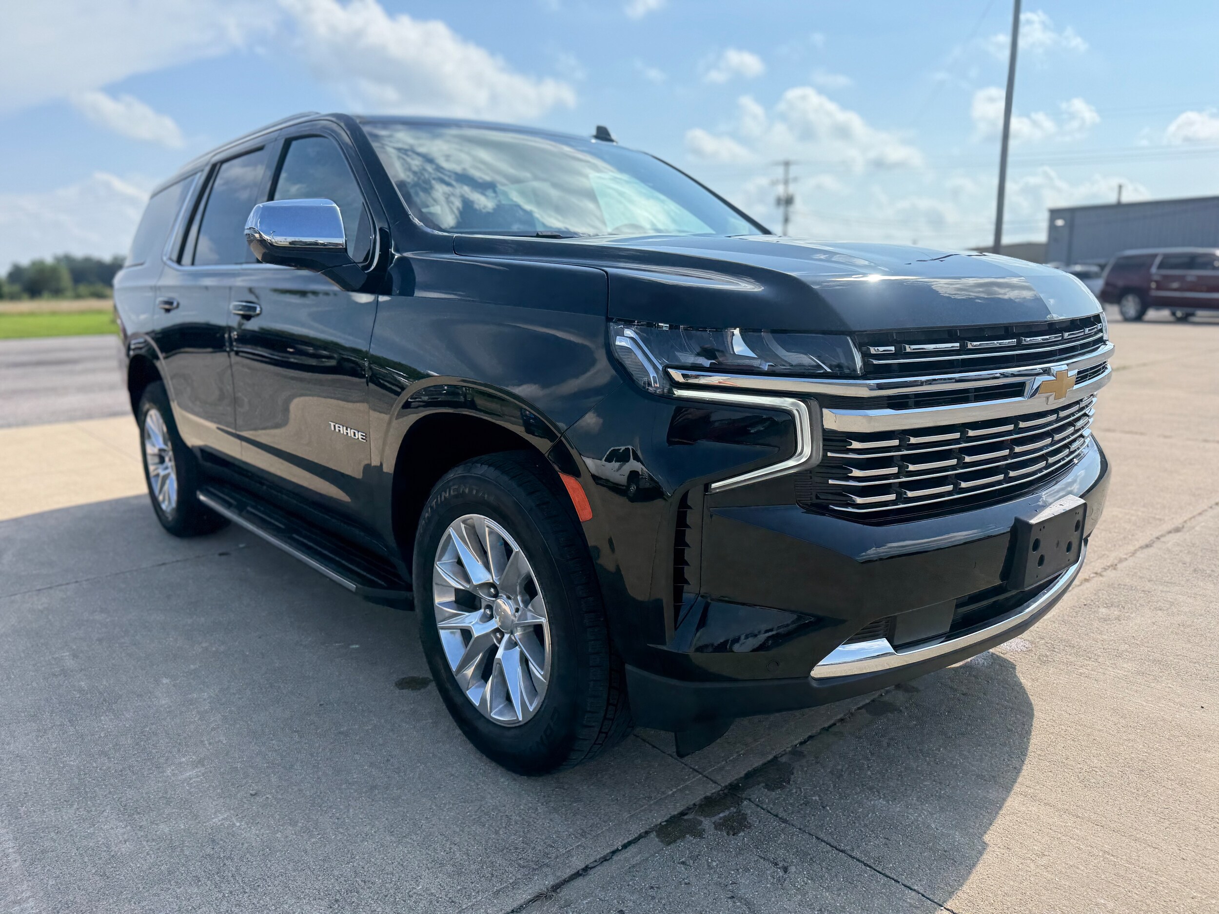 2022 Chevrolet Tahoe Premier photo 3