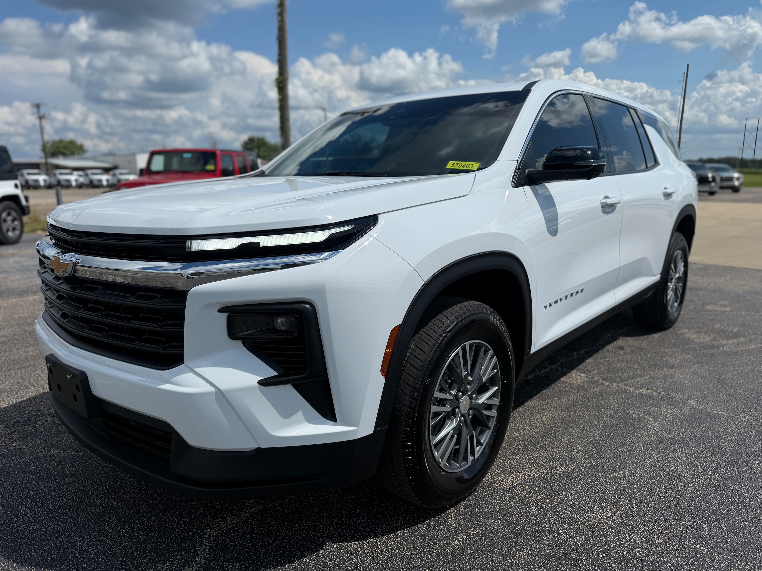 2024 Chevrolet Traverse LS
