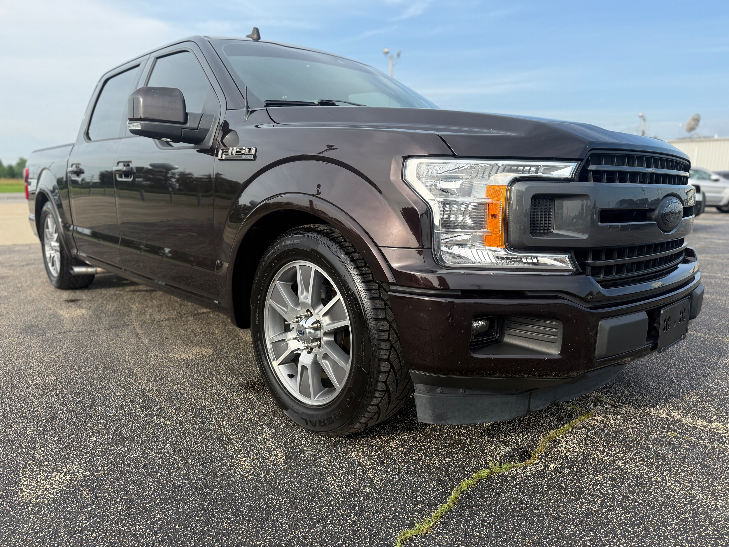 2019 Ford F-150 XLT photo 3