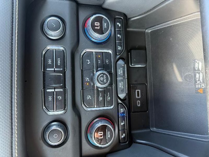 2022 Chevrolet Tahoe Premier - Photo 45