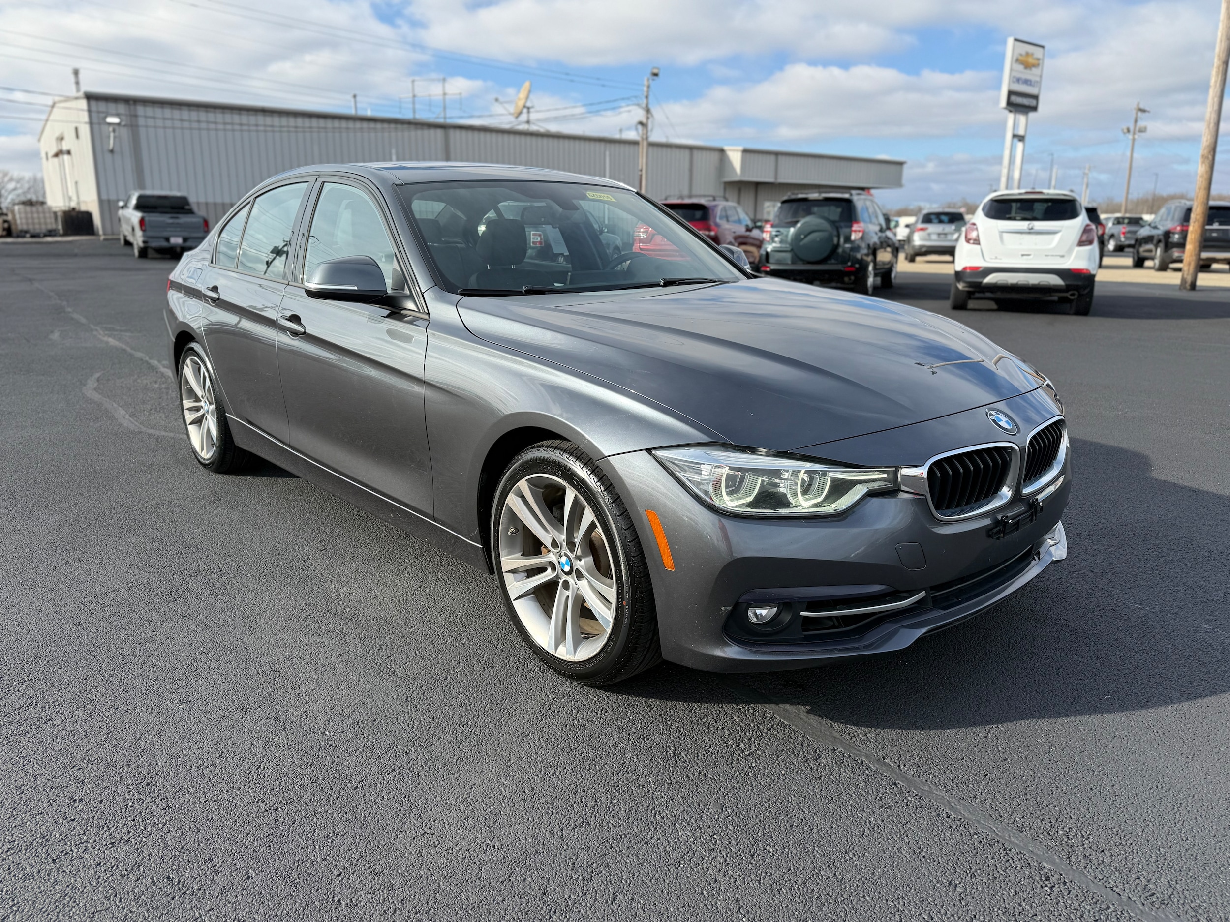 2016 BMW 3 Series 328's photo