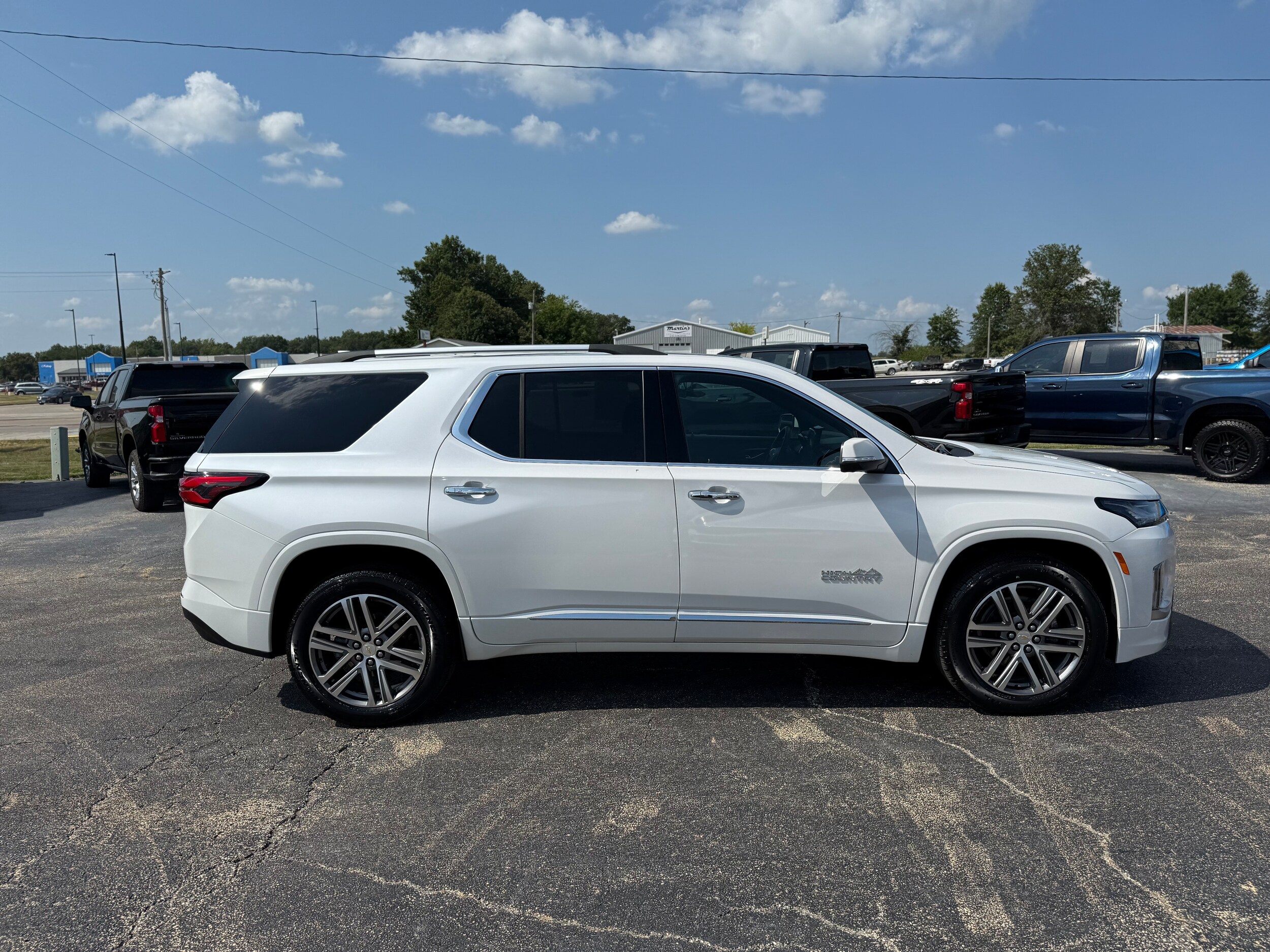 2023 Chevrolet Traverse High Country photo 4