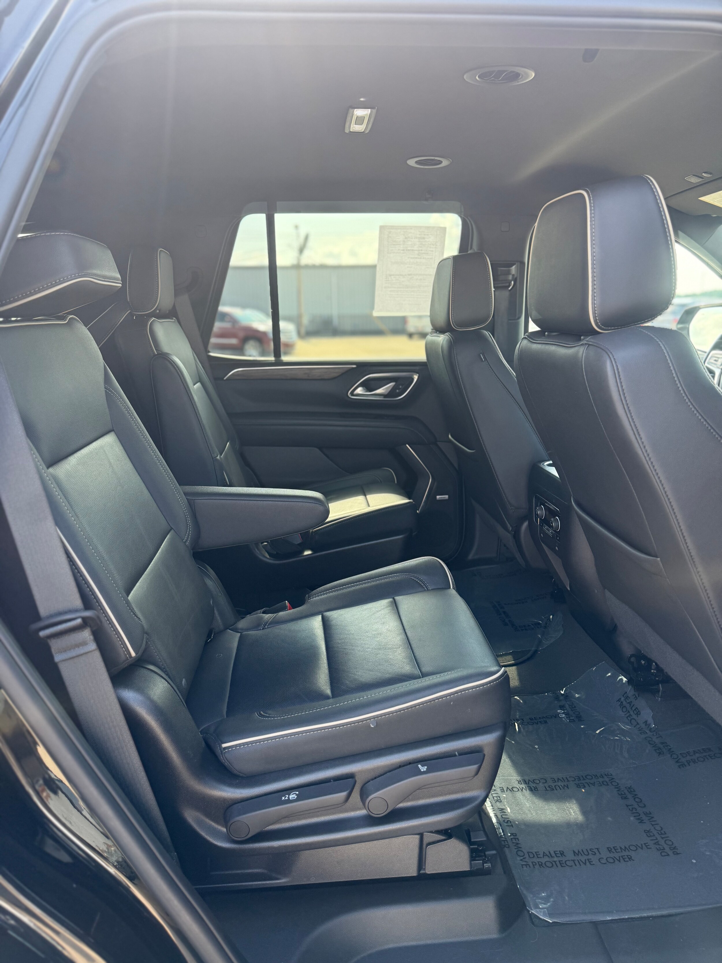 2022 Chevrolet Tahoe Premier - Photo 12