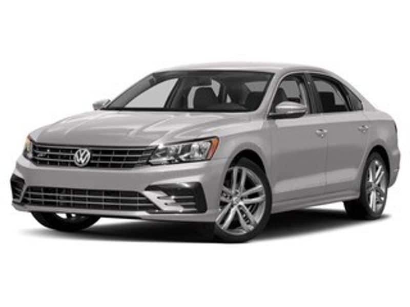 2017 Volkswagen Passat R-Line's photo