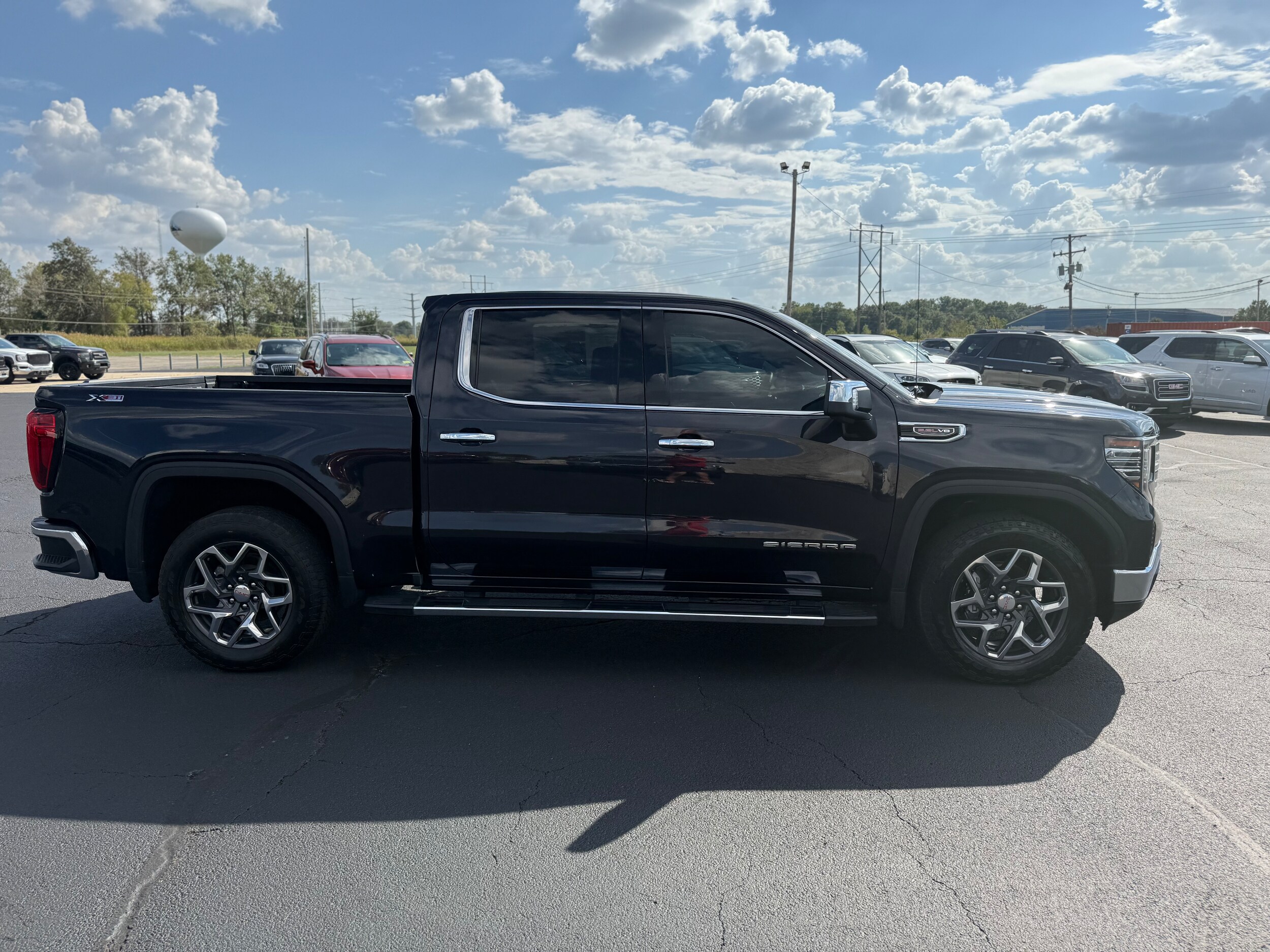 2023 Gmc Sierra 1500 SLT photo 3