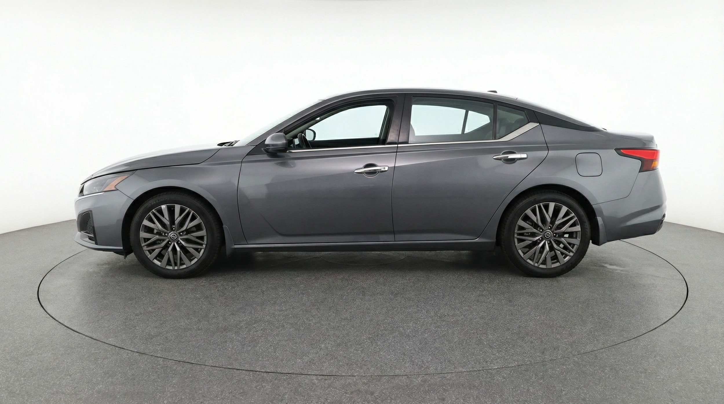 Thumbnail: 2025 Nissan Altima - 4