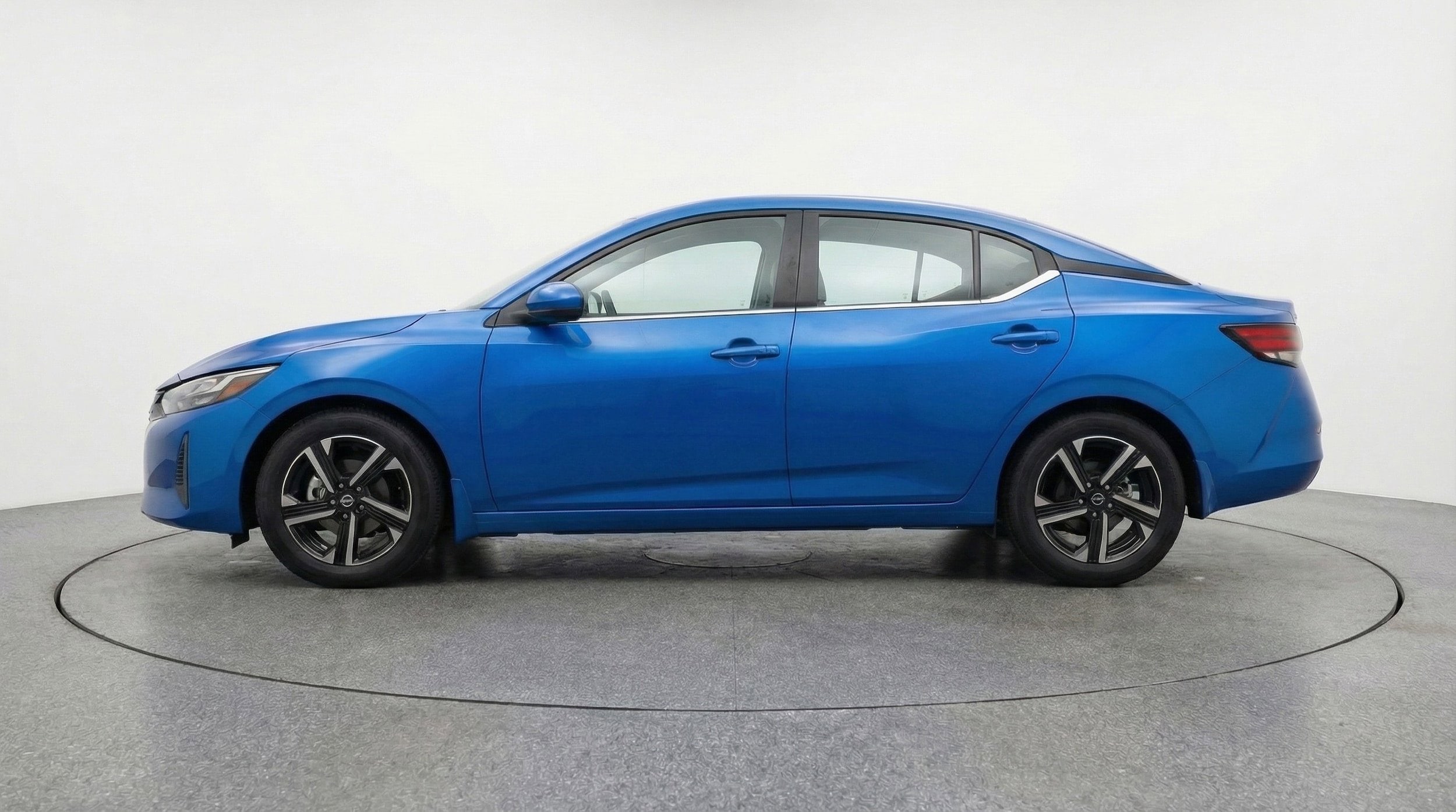 Thumbnail: 2025 Nissan Sentra - 4