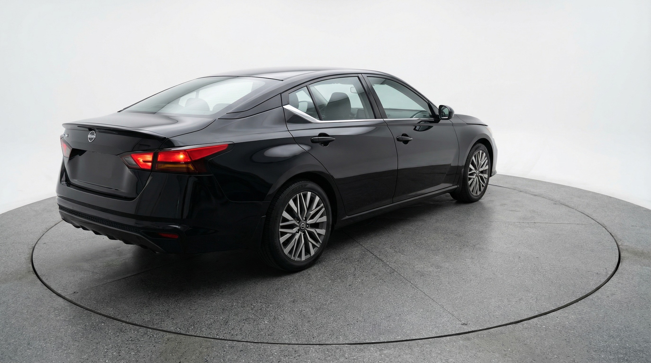 Thumbnail: 2025 Nissan Altima - 7