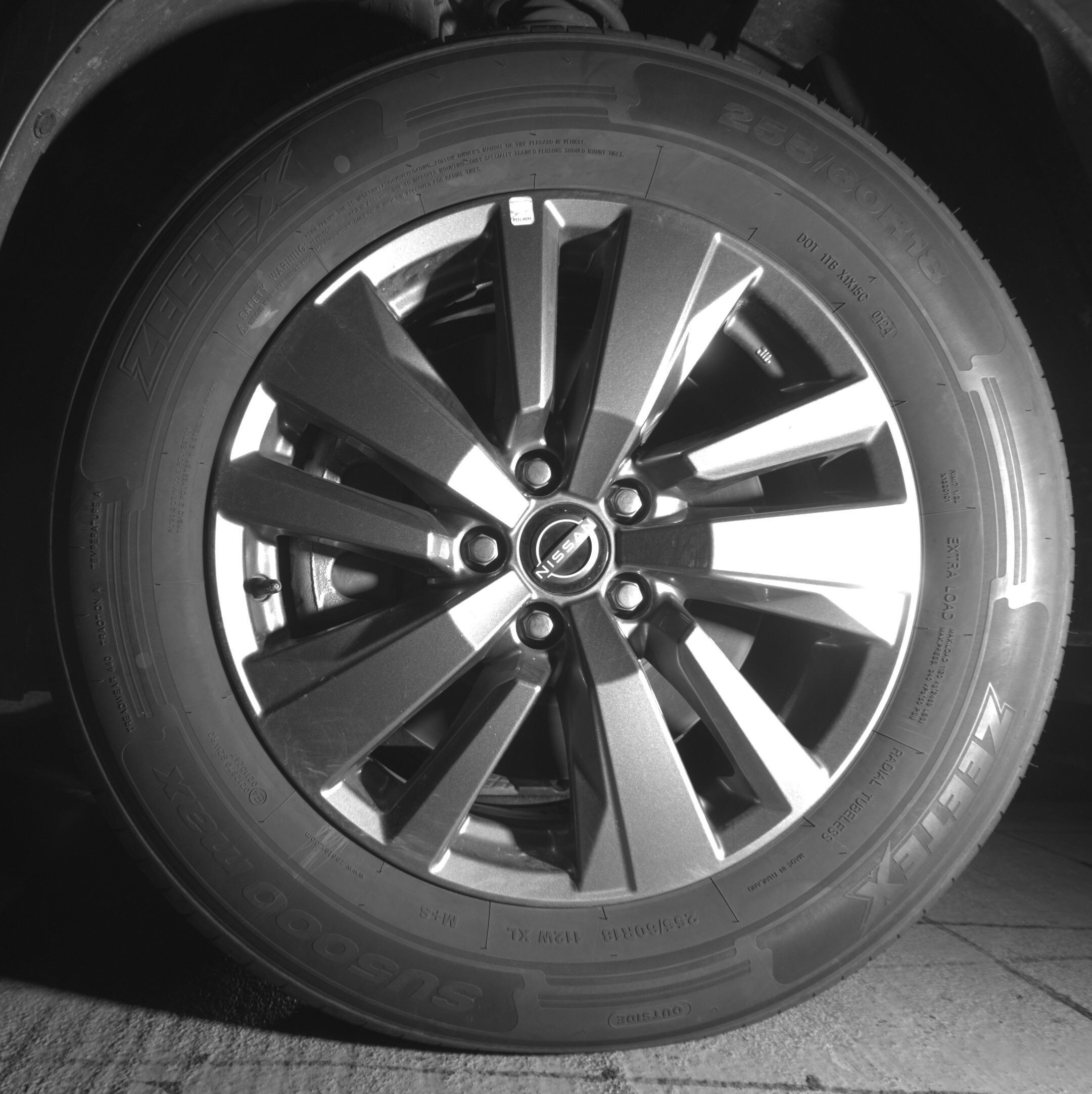 Thumbnail: 2025 Nissan Pathfinder - 9