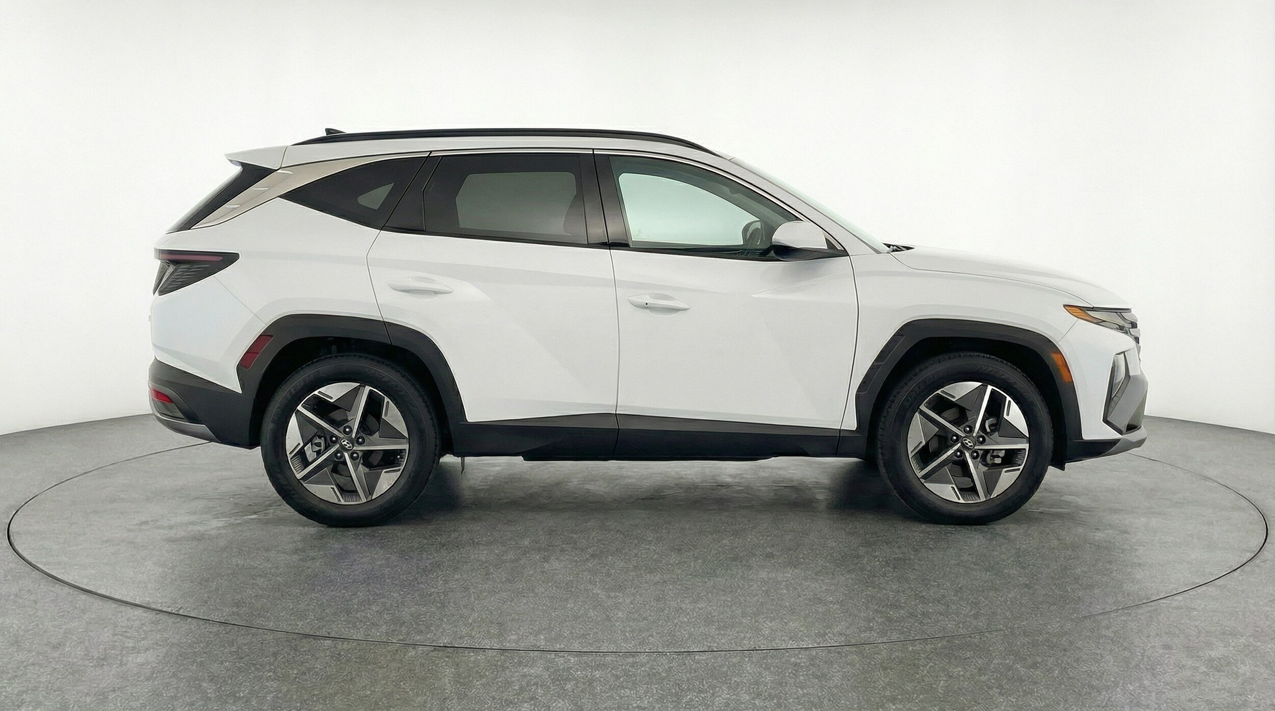 Thumbnail: 2025 Hyundai Tucson - 8