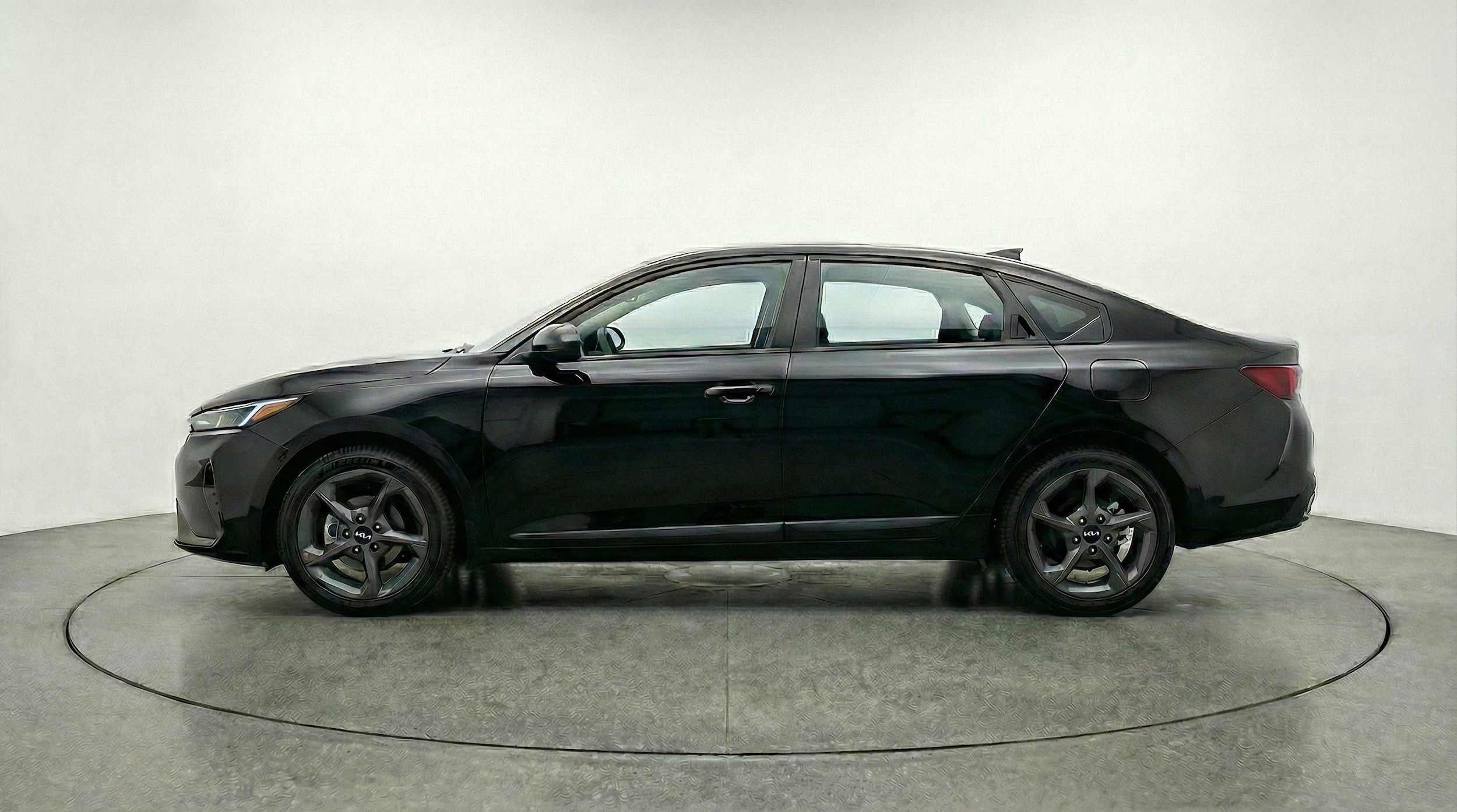 Thumbnail: 2025 Kia K4 - 5