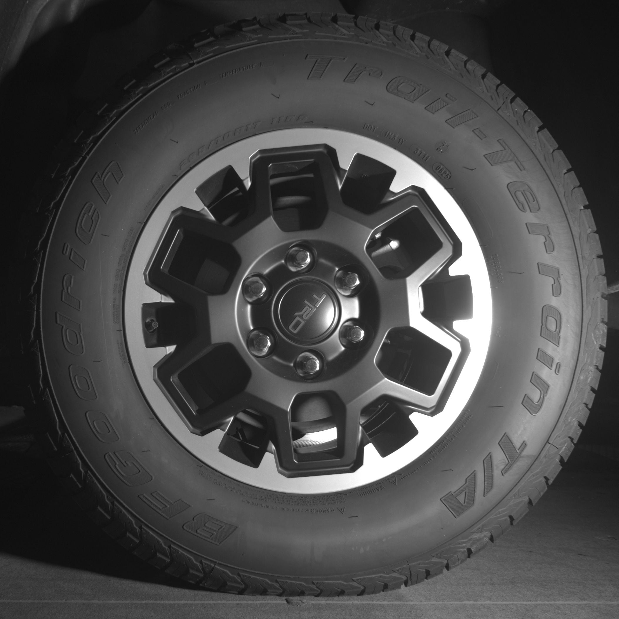 Thumbnail: 2025 Toyota Tacoma - 11