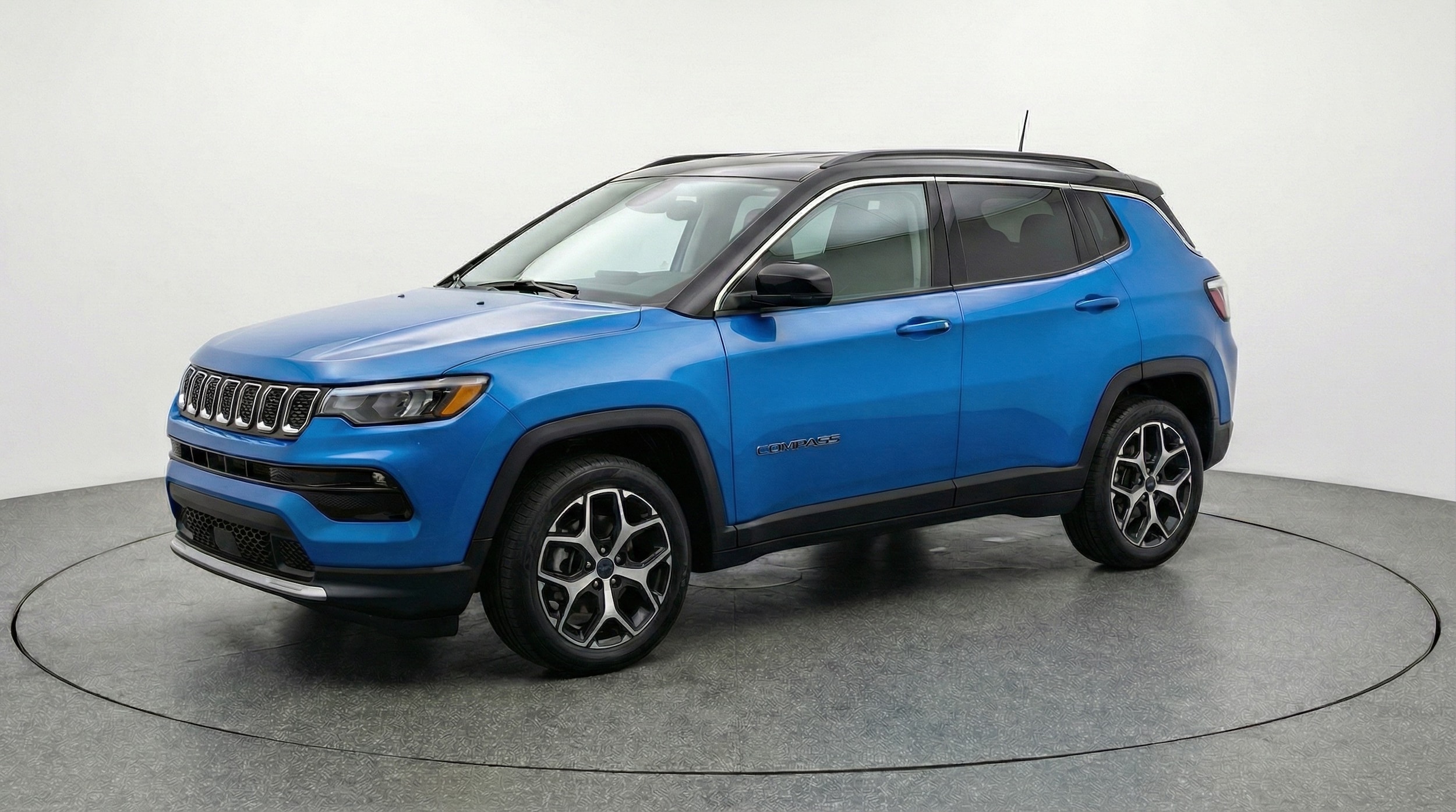 Thumbnail: 2025 Jeep Compass - 3
