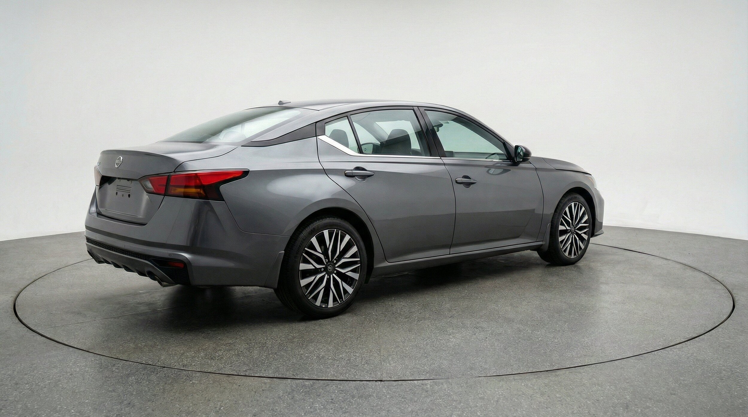 Thumbnail: 2025 Nissan Altima - 9