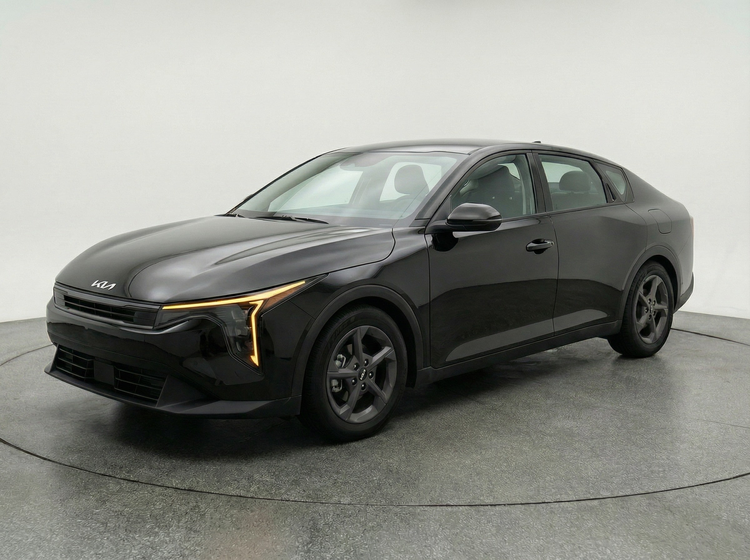 Thumbnail: 2025 Kia K4 - 3