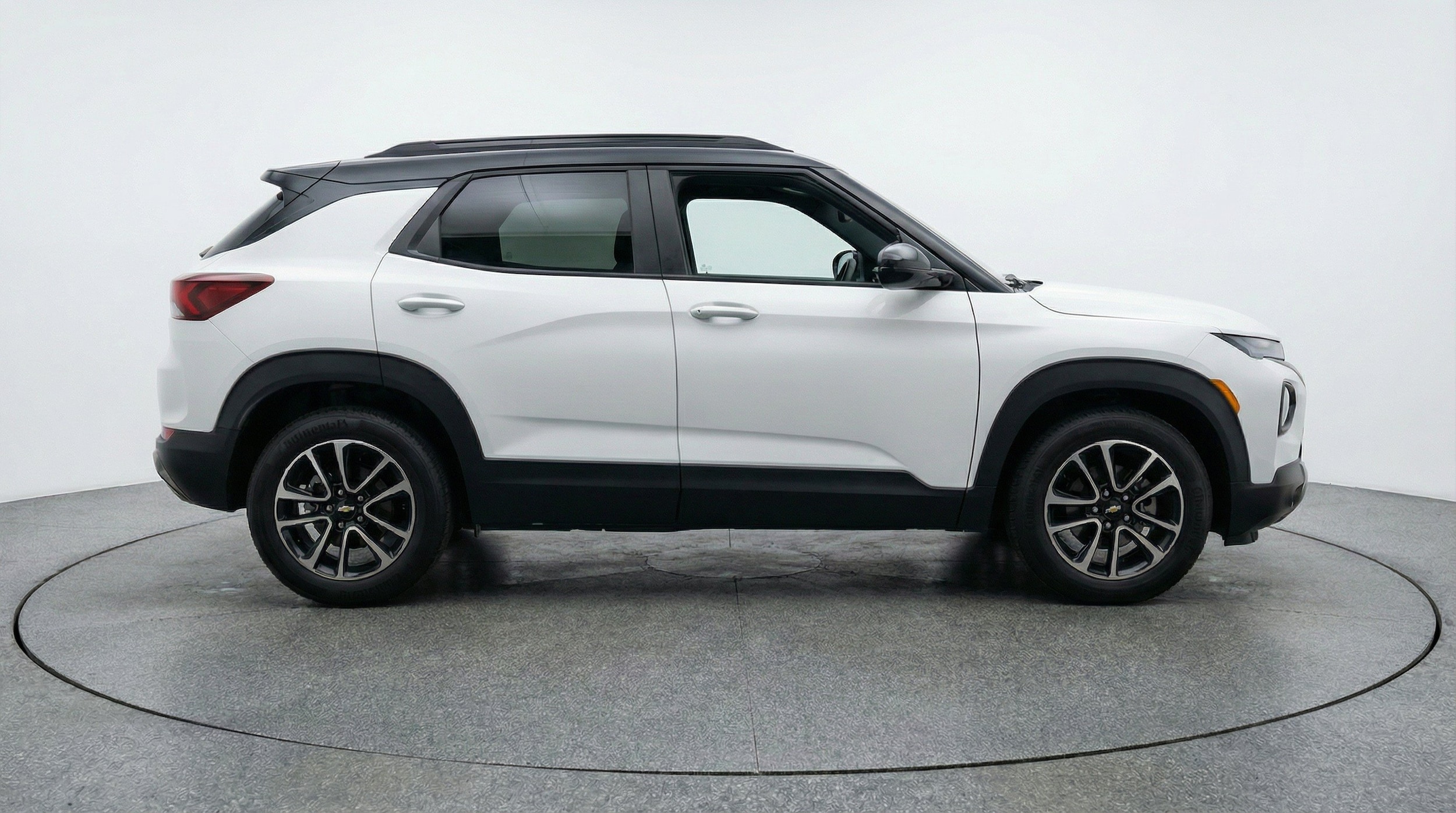 Thumbnail: 2025 Chevrolet TrailBlazer - 11