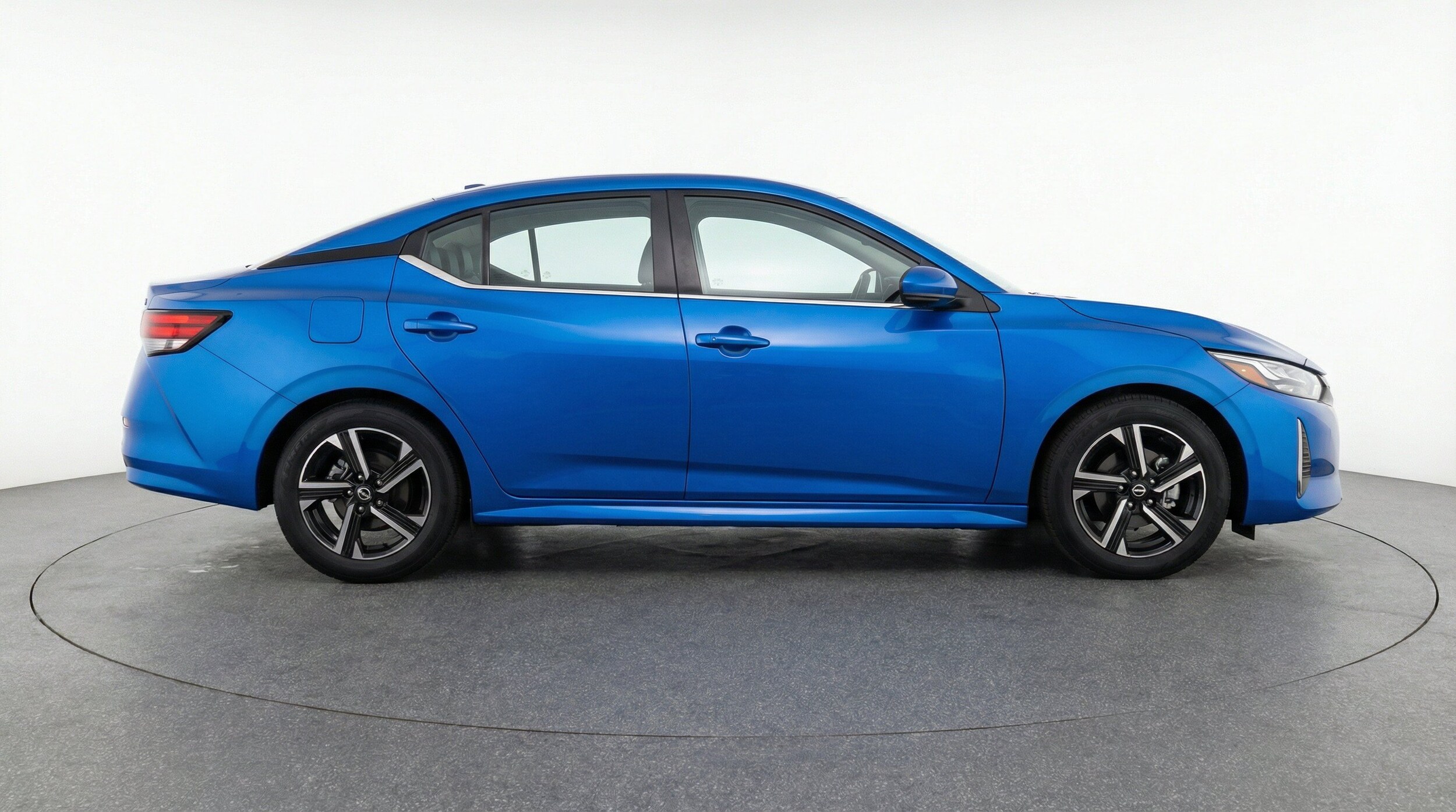 Thumbnail: 2025 Nissan Sentra - 11