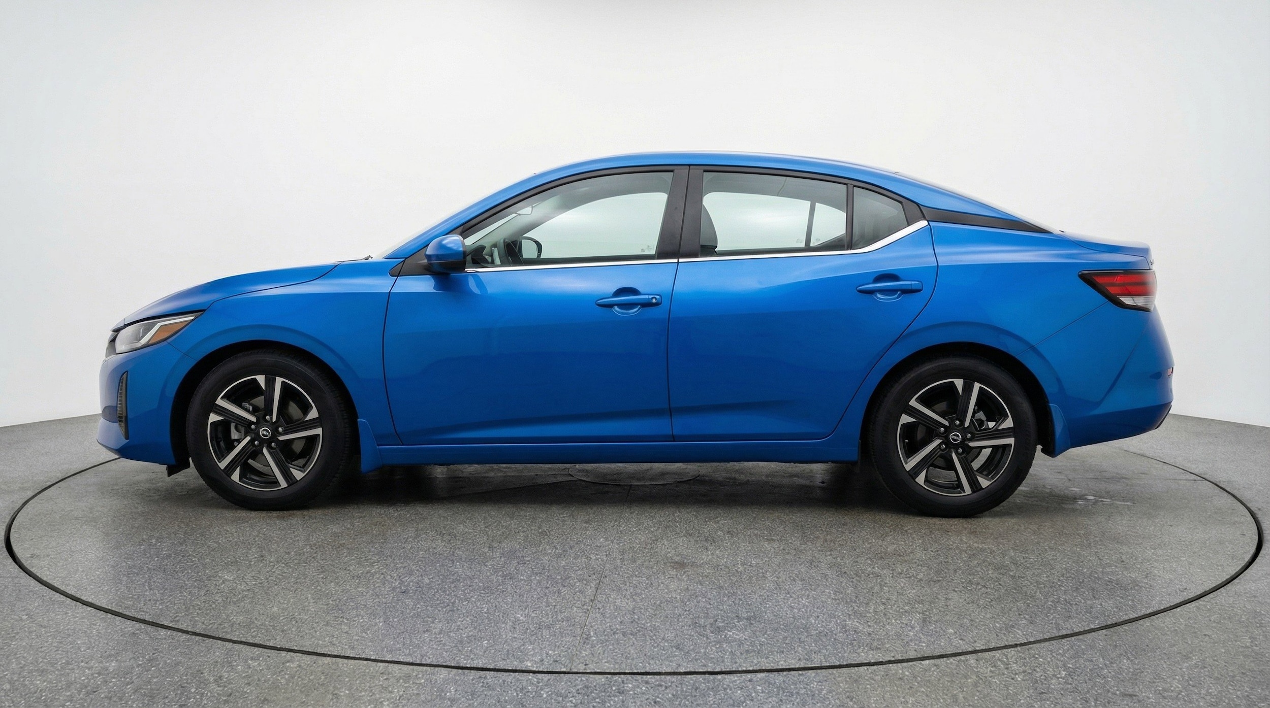 Thumbnail: 2025 Nissan Sentra - 5