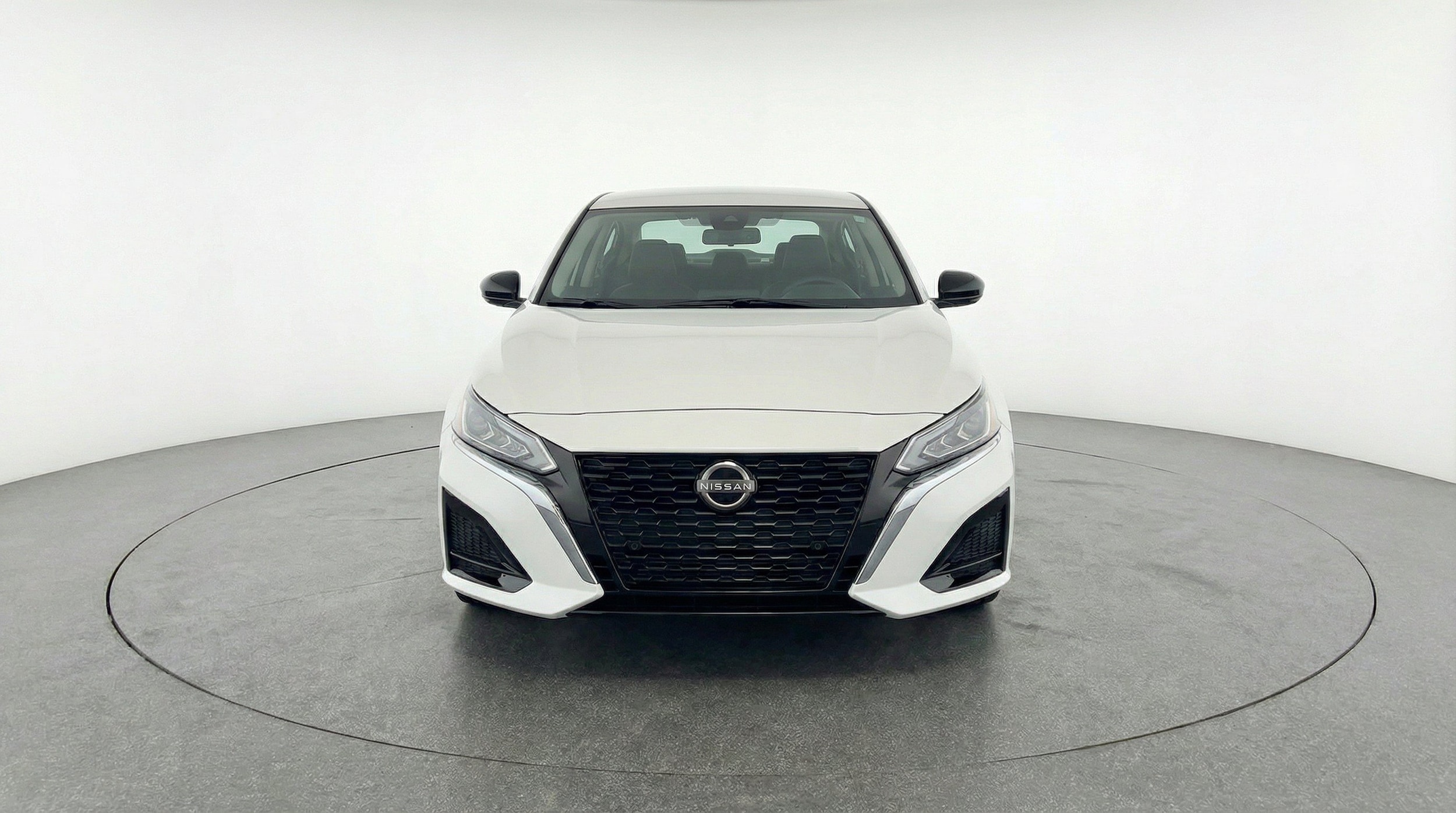Thumbnail: 2025 Nissan Altima - 2